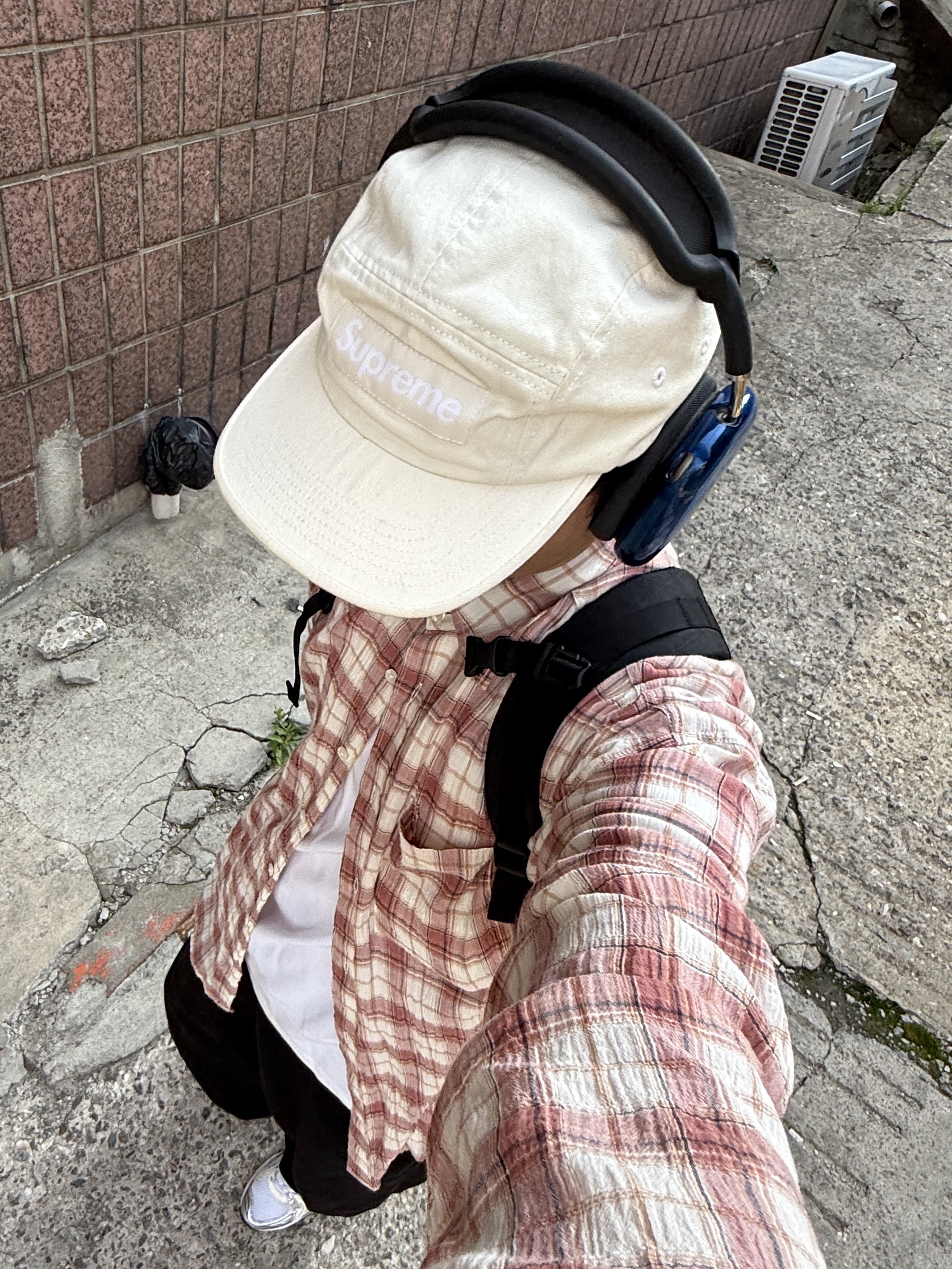 (W) Asics Gel-Kayano 14 White Midnight, IAB Studio x Ottogi Mayonnaise 50th Anniversary T-Shirt White 착용 스타일 - 5