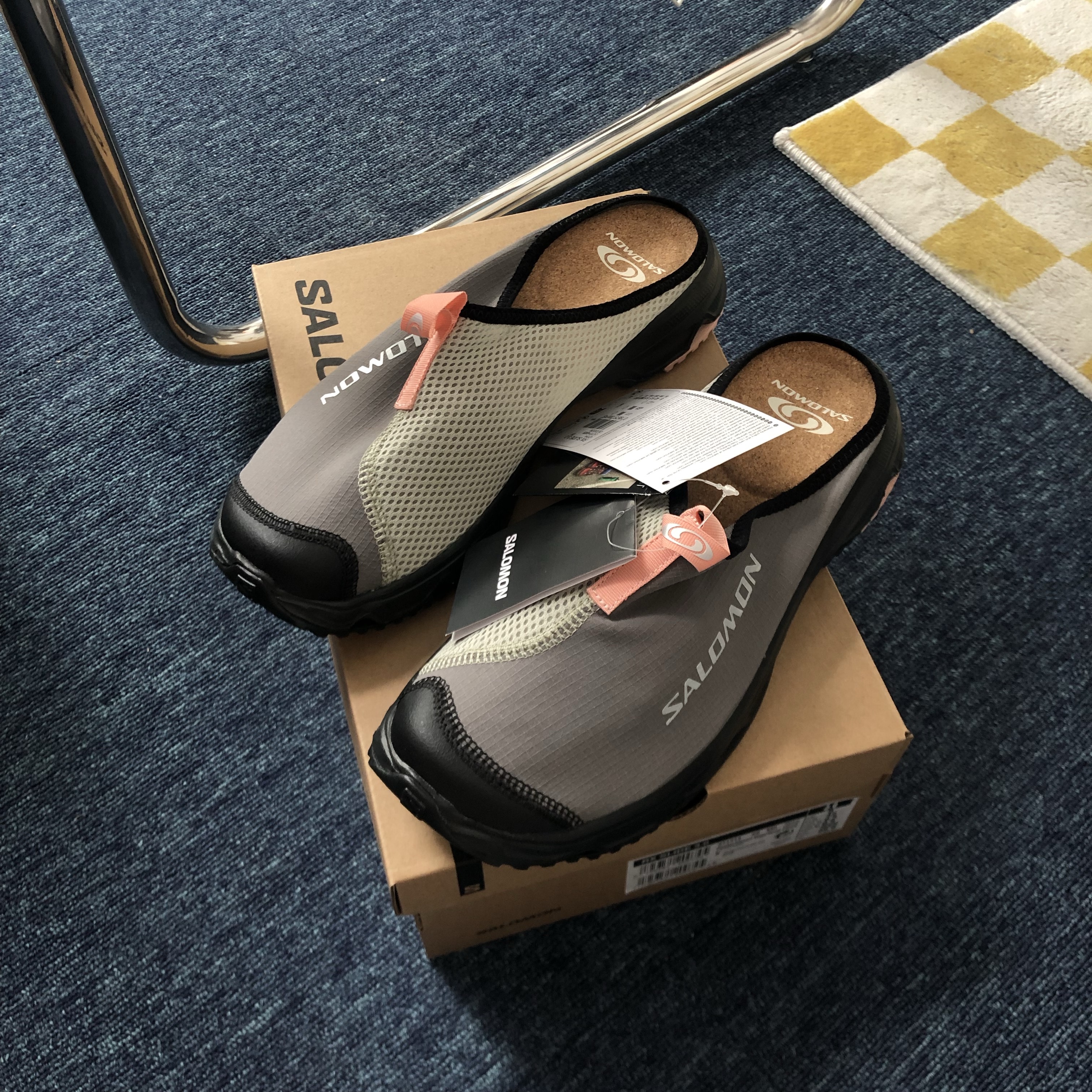 Salomon RX Slide 3.0 Pewter 착용 스타일