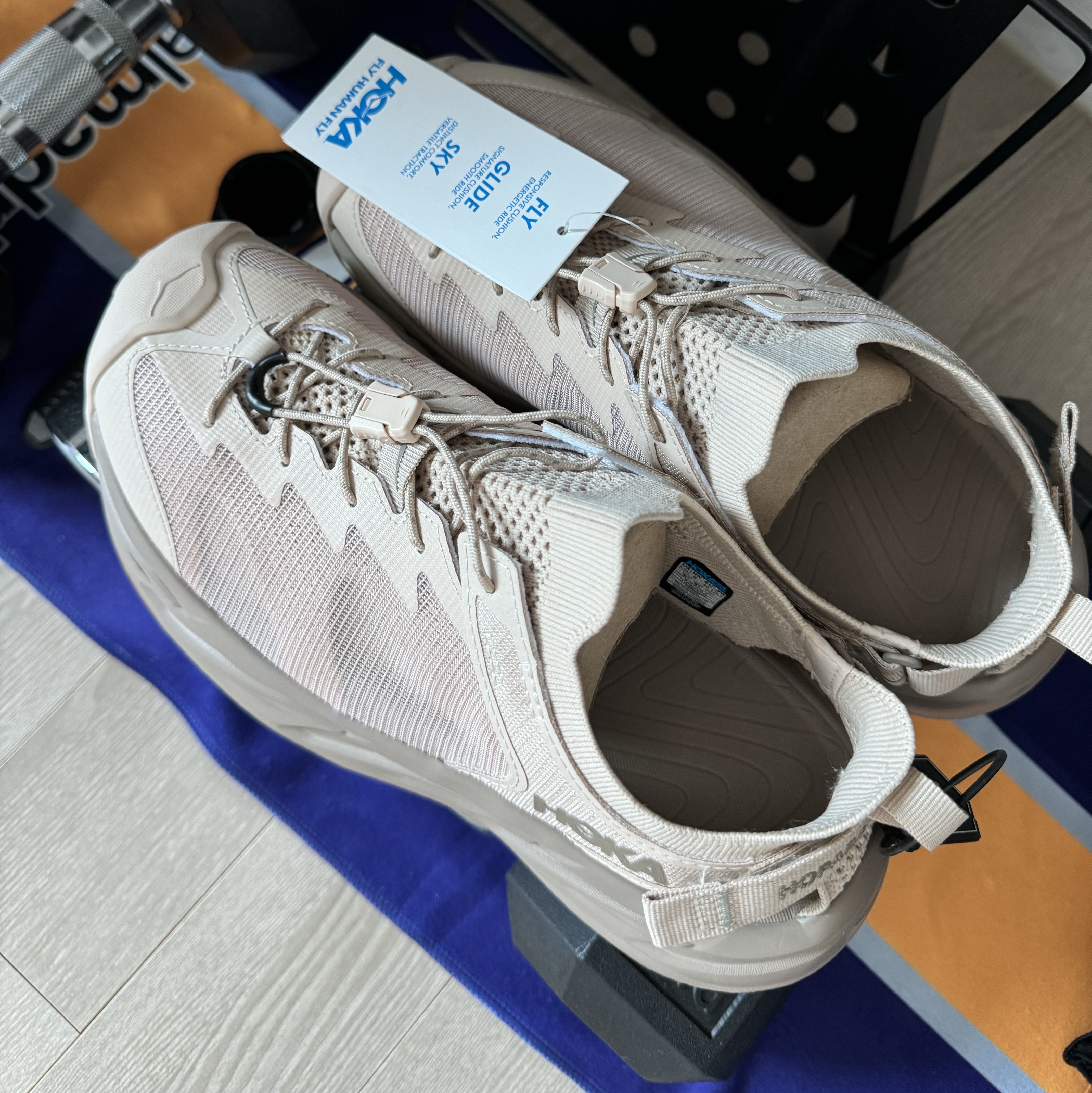 Hoka Hopara 2 Shifting Sand 착용 스타일
