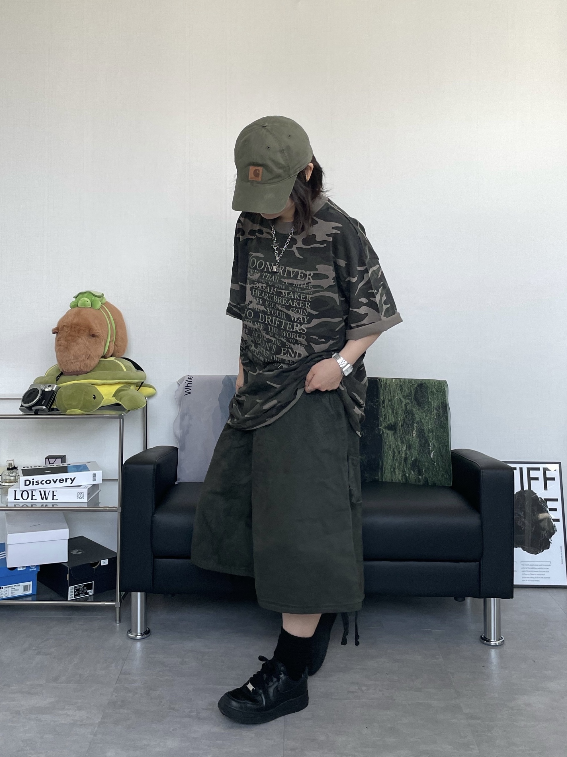 Carhartt Canvas Cap Army Green, (W) Nike Air Force 1 '07 Low Triple Black 착용 스타일 - 3