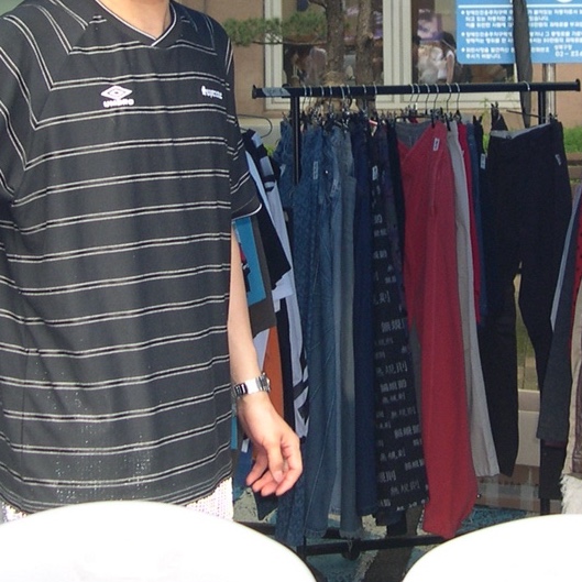 Supreme x Homerun Baseball Jersey Black - 25SS, Denim Tears The Cotton Wreath Shorts Black 착용 스타일 - 3