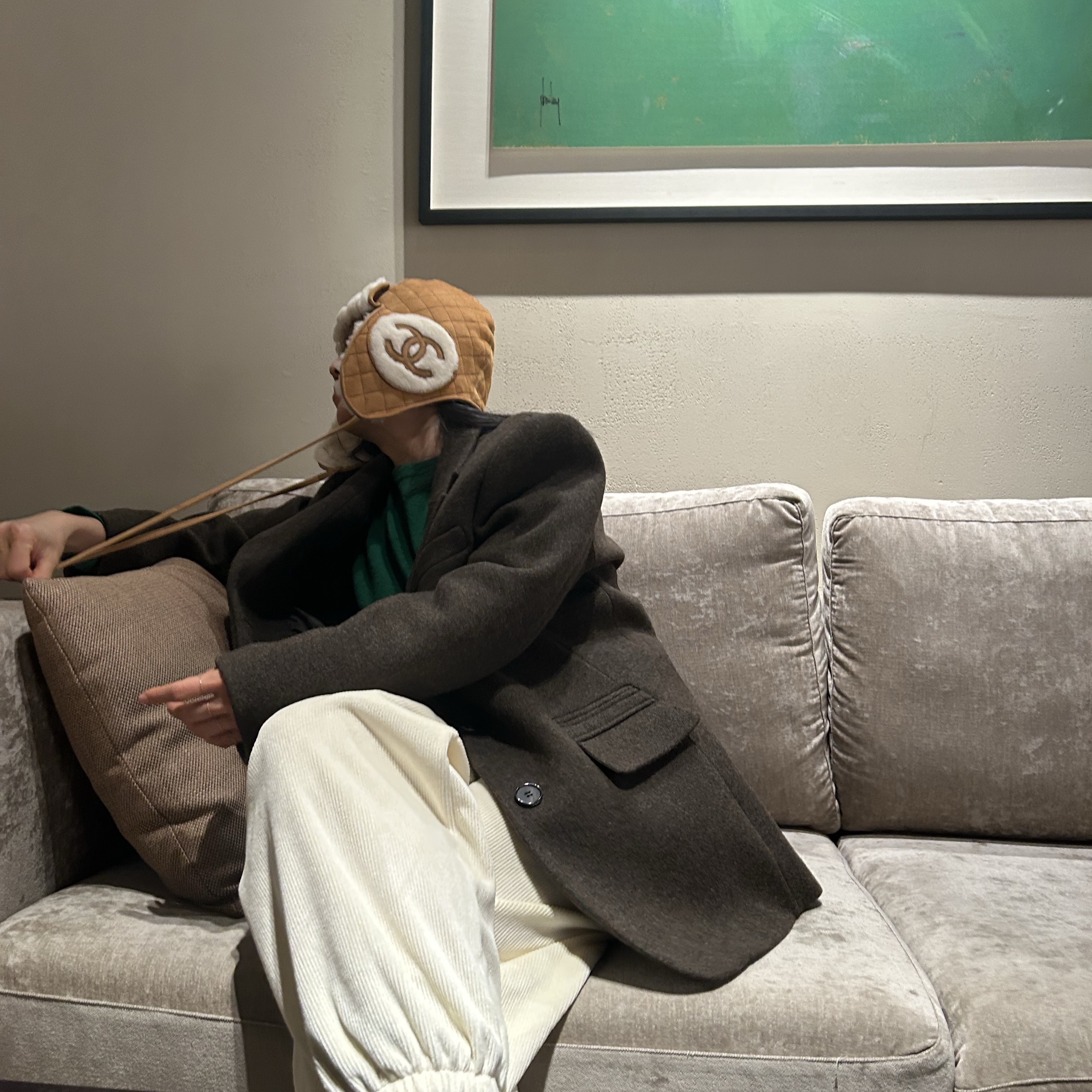 Chanel Hat Lambskin Beige 착용 스타일