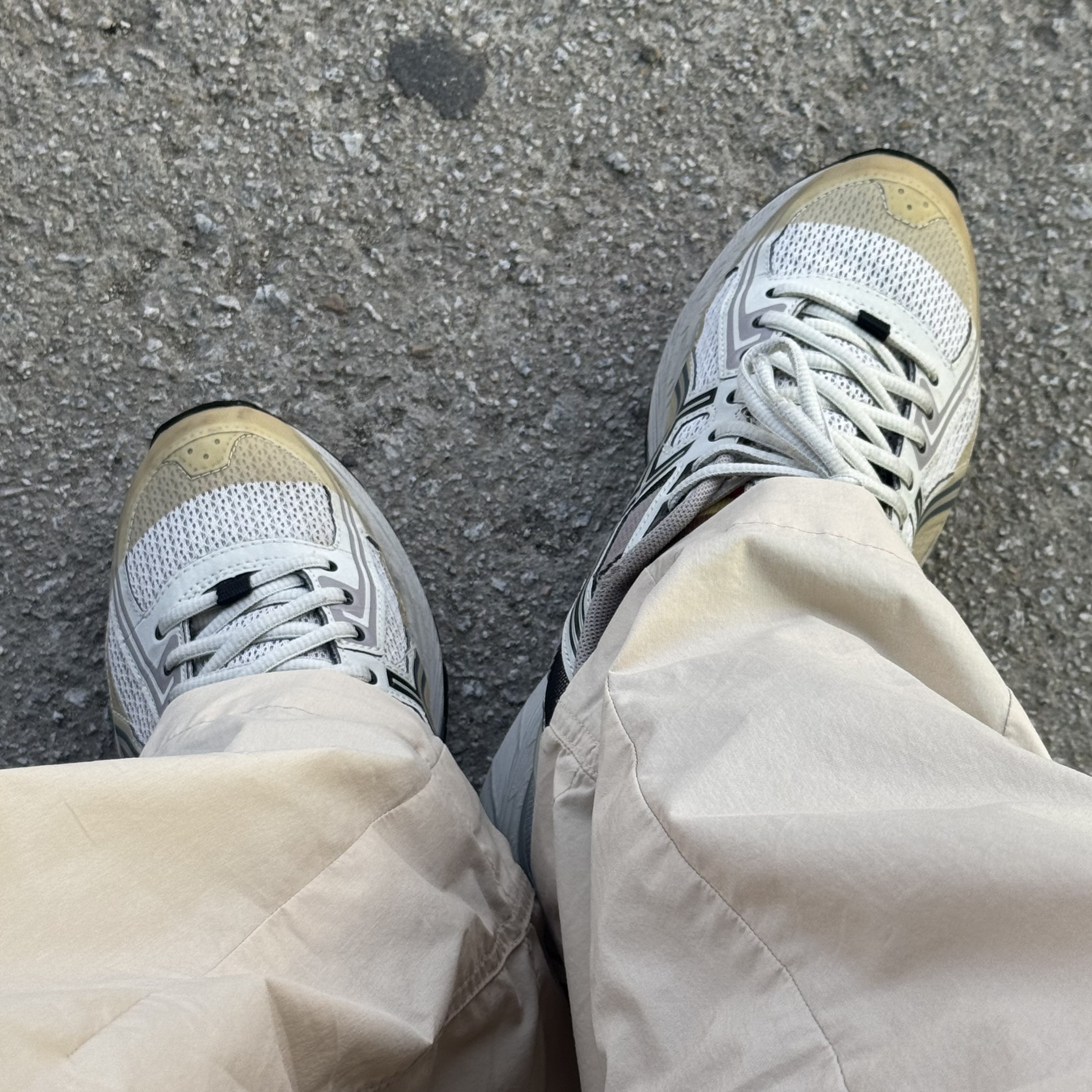 Asics x Kiko Kostadinov Gel-Burz 1 Grey 착용 스타일 - 1