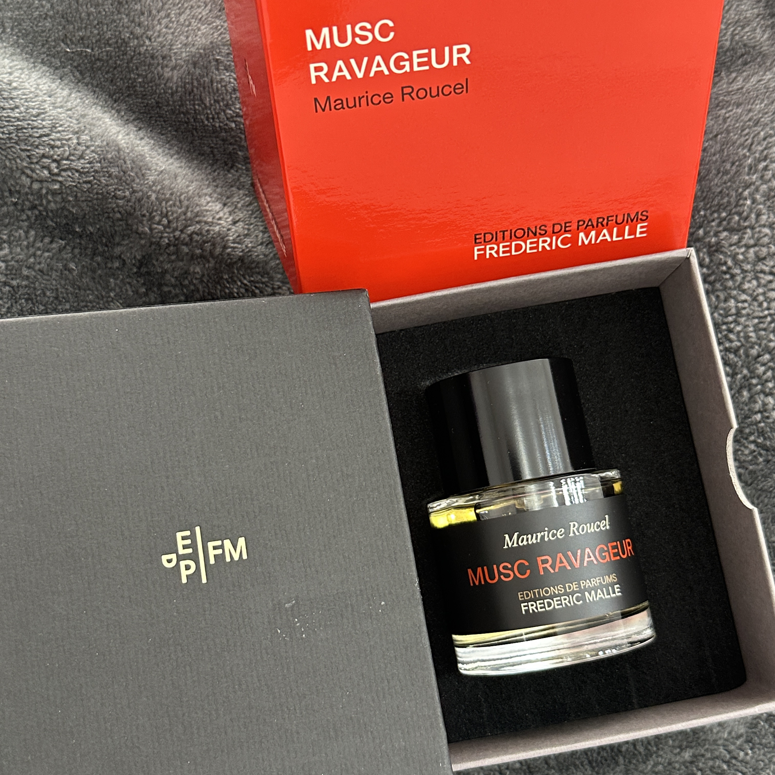 Frederic Malle Musc Ravageur 50ml Spray 착용 스타일 - 4