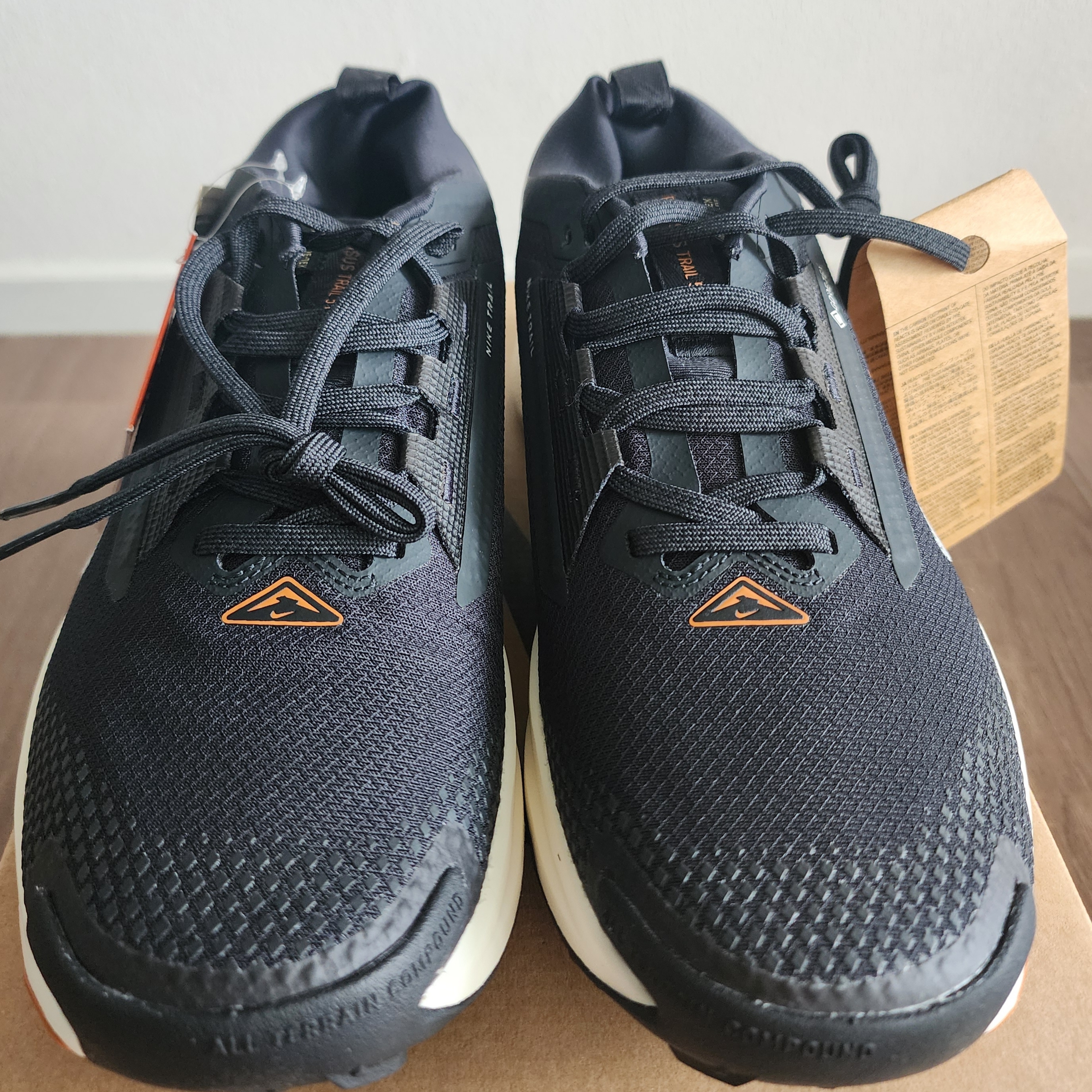 Nike Pegasus Trail 5 Gore-Tex Off Noir Black 착용 스타일 - 1