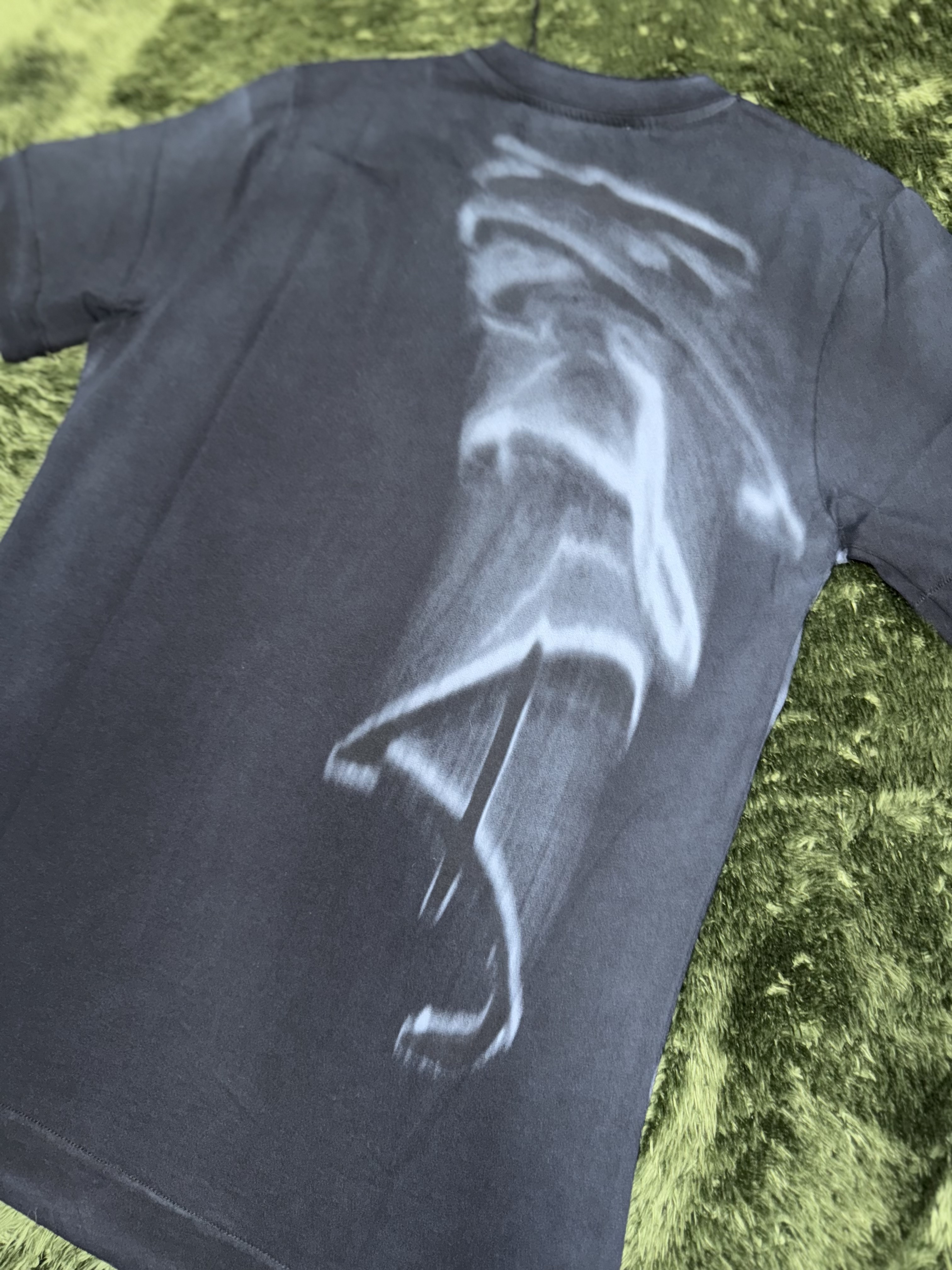 1017 Alyx 9SM Graphic S/S T-Shirt Black 착용 스타일 - 9