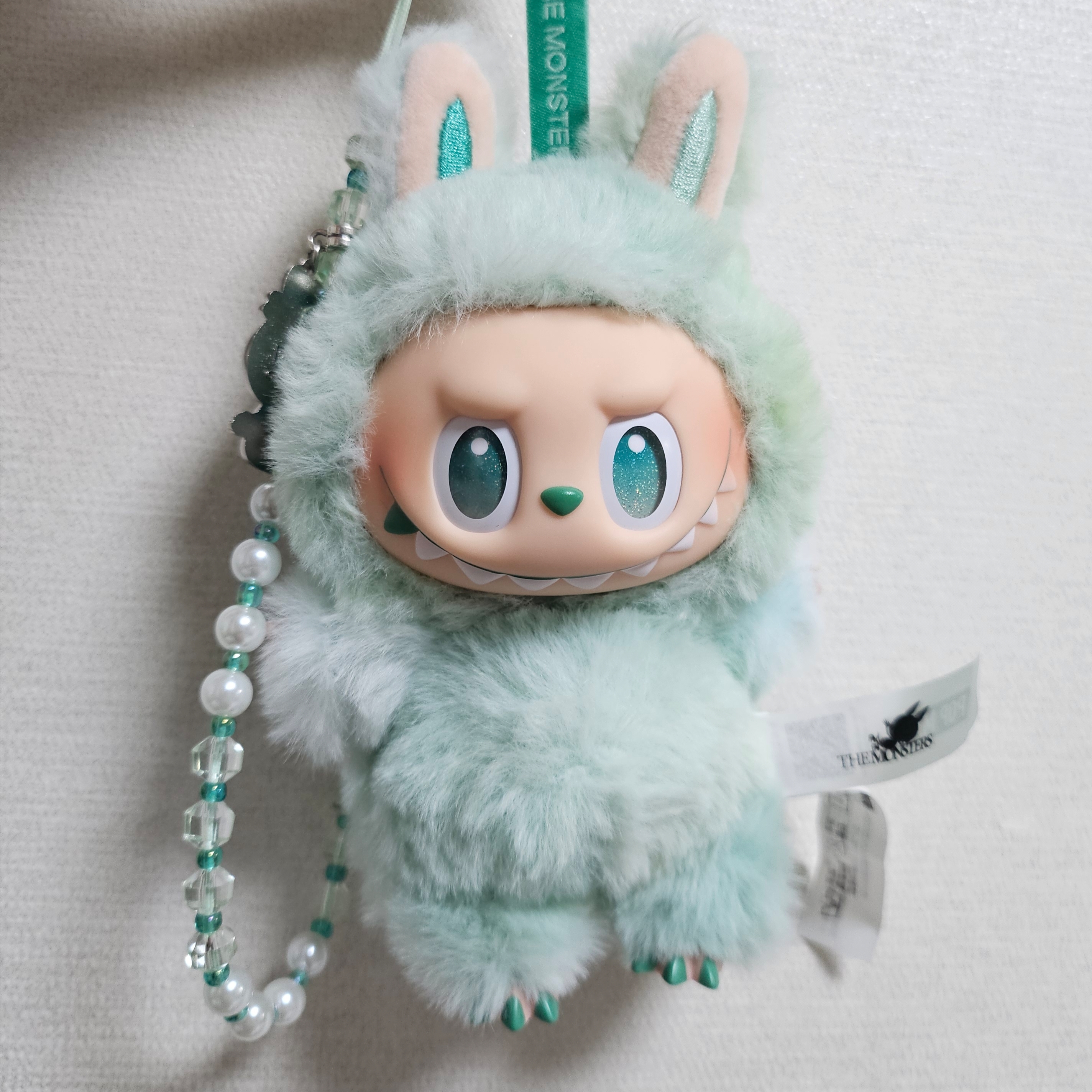 Pop Mart Labubu The Monsters Highlight Series Sealed Case (1 Blind Box) 착용 스타일 - 2