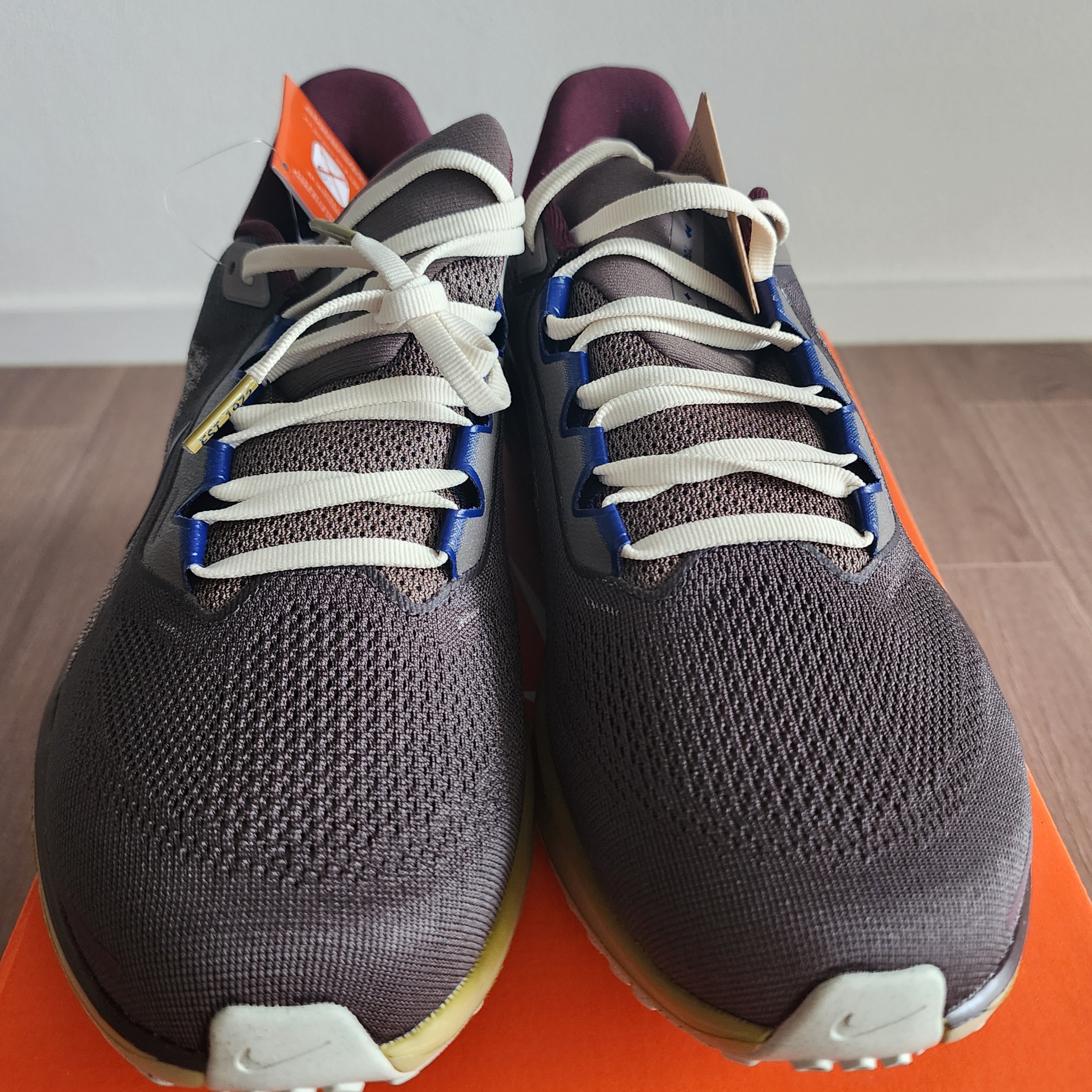Nike Air Zoom Pegasus 41 PRM Medium Ash Cave Stone 착용 스타일 - 1
