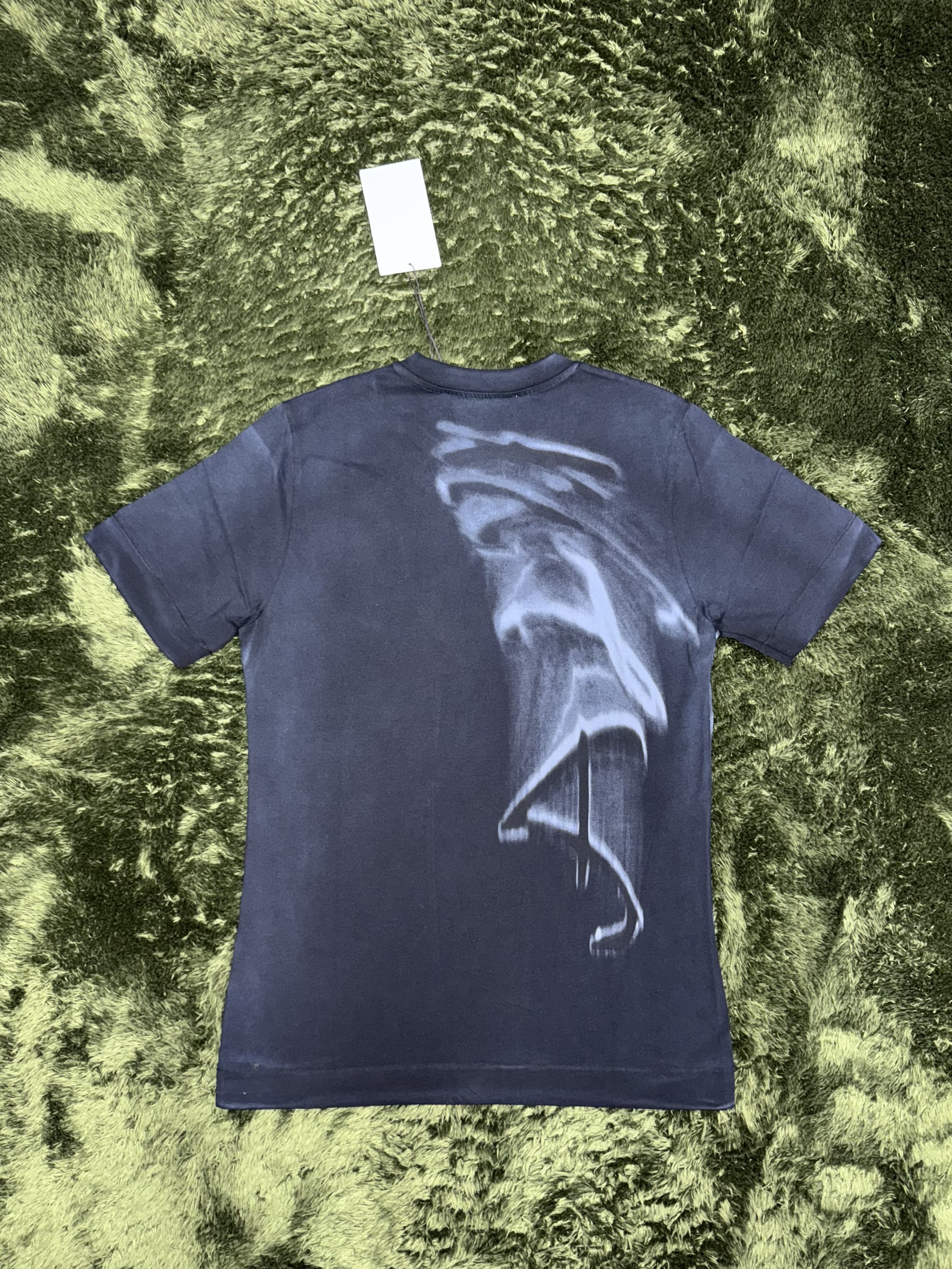 1017 Alyx 9SM Graphic S/S T-Shirt Black 착용 스타일 - 7