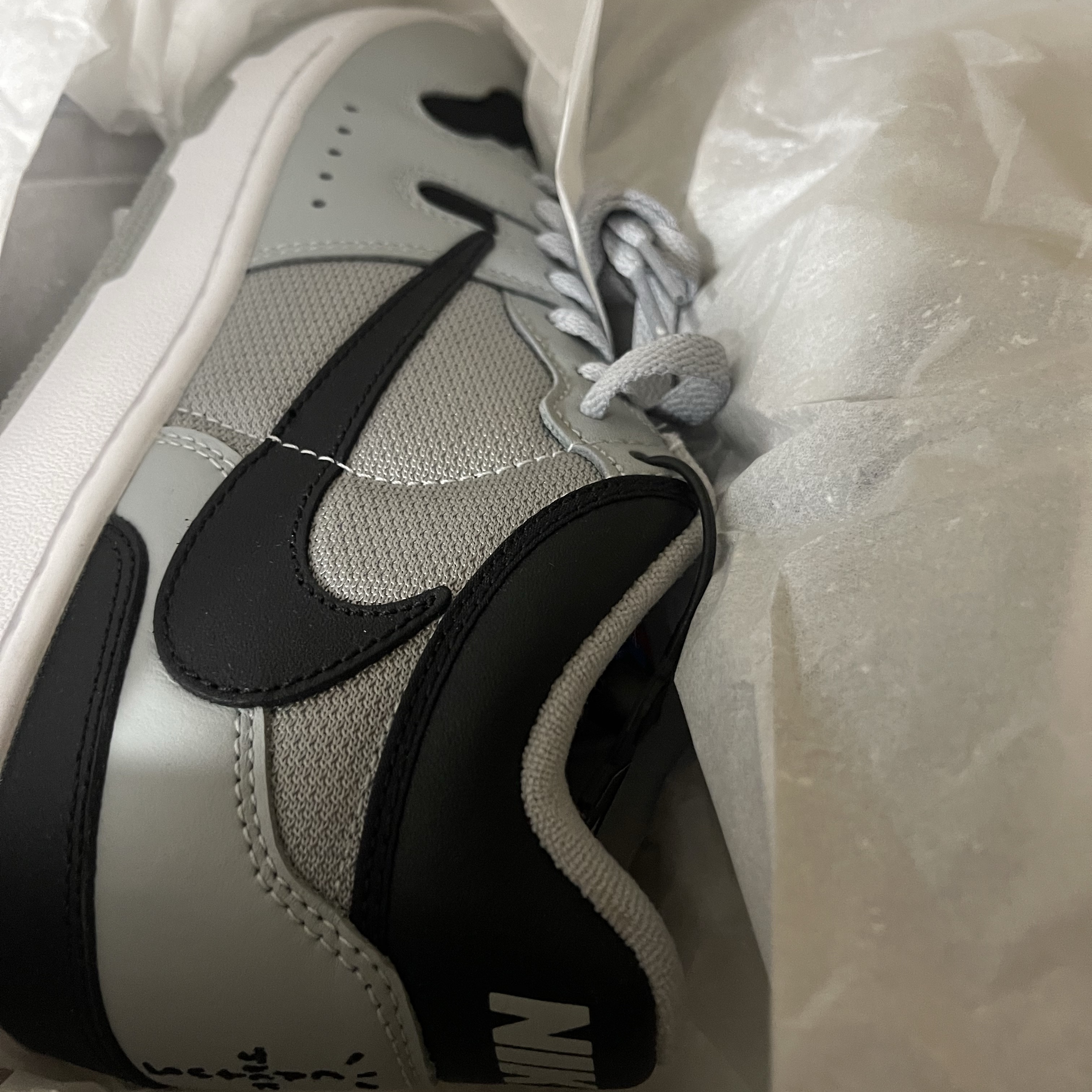 Nike x Travis Scott Mac Attack SP Light Smoke Grey 착용 스타일
