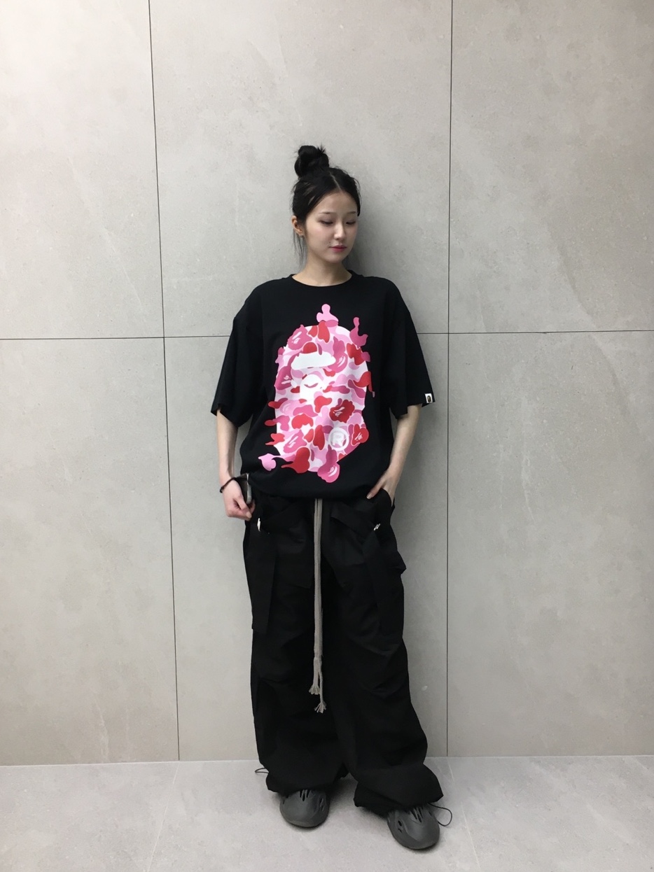 Wapworks Wide Safety Cargo Pants Black, Adidas Yeezy Foam RNNR Onyx 착용 스타일 - 4