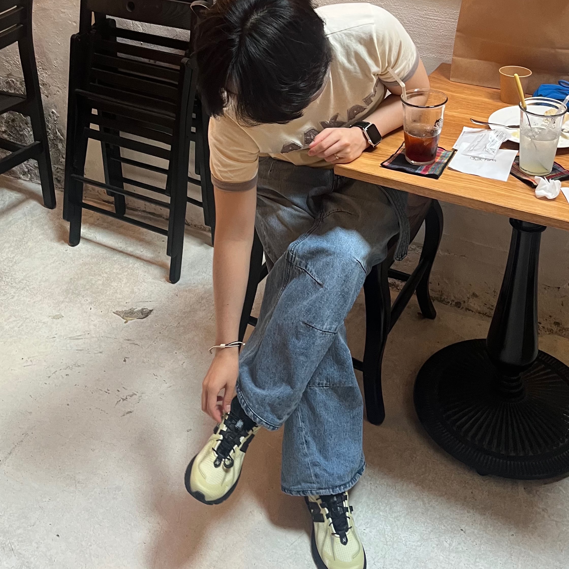 New Balance 1906R Pistachio Butter Morel 착용 스타일