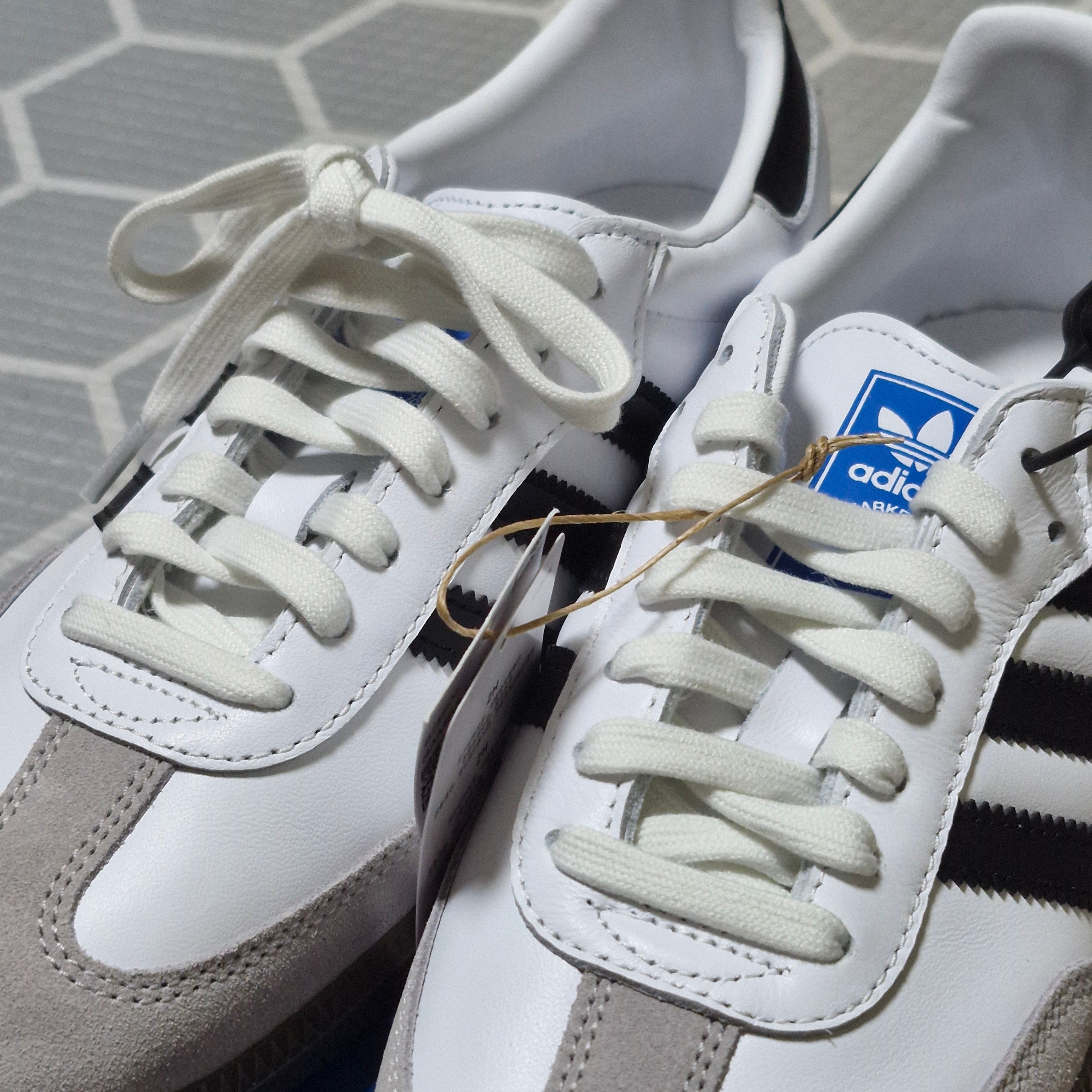 Adidas Samba OG Cloud White 착용 스타일 - 1