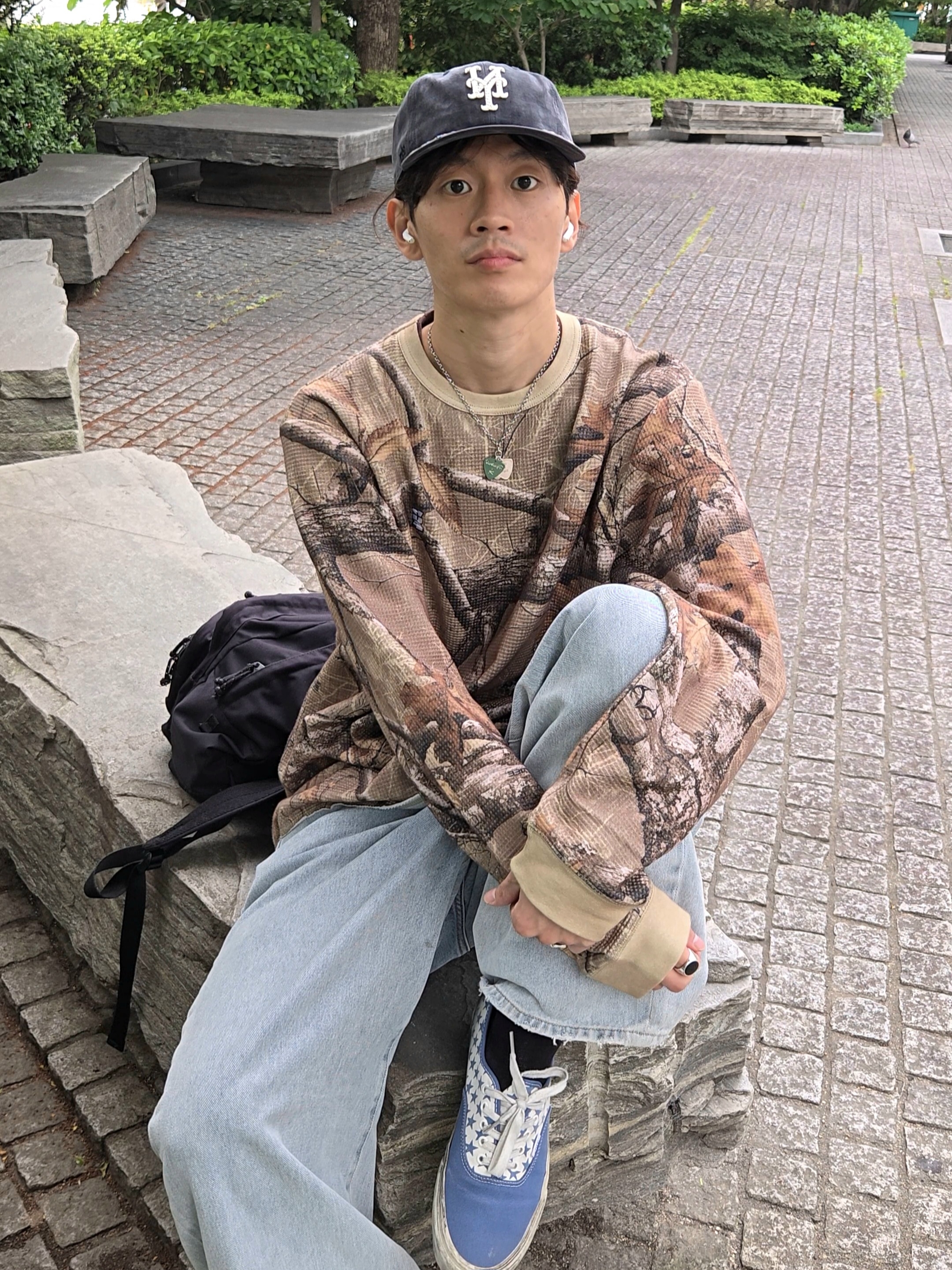 (W) Hysteric Glamour On Skull Pick Necklace Silver, Vans Vault x Bianca Chandon Authentic LX Stressed Navy White 착용 스타일