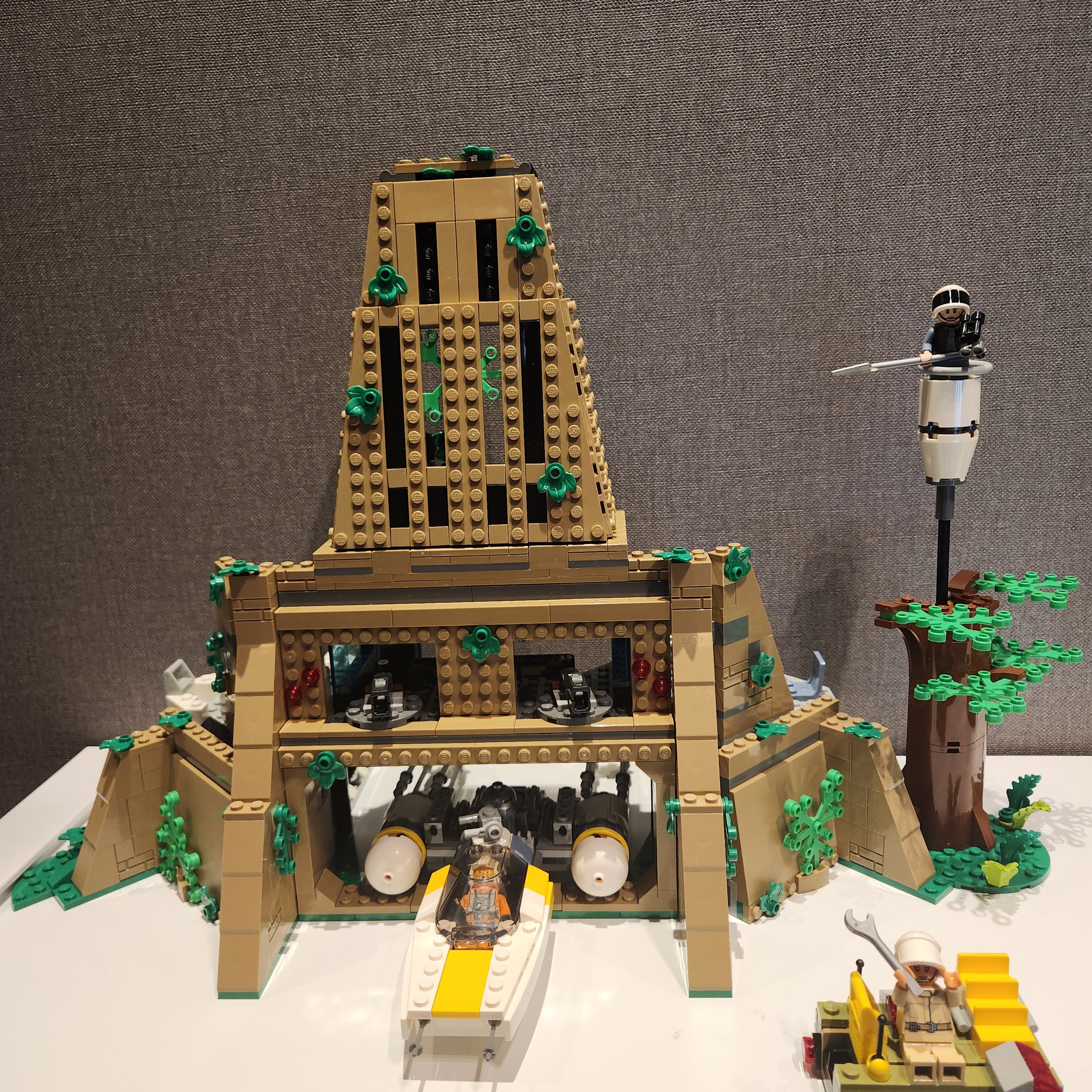 Lego Star Wars Yavin 4 Rebel Base 착용 스타일