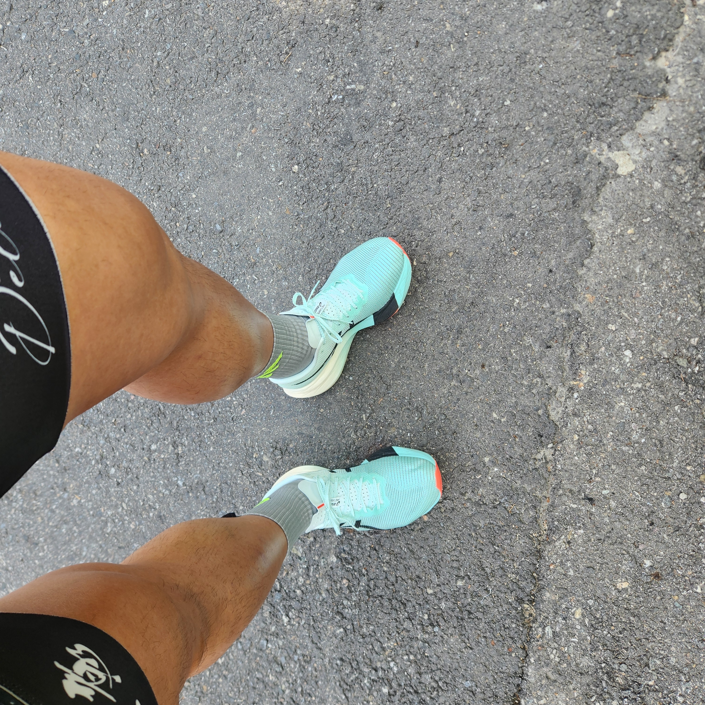 Asics Metaspeed Sky Paris Illuminate Mint Black 착용 스타일