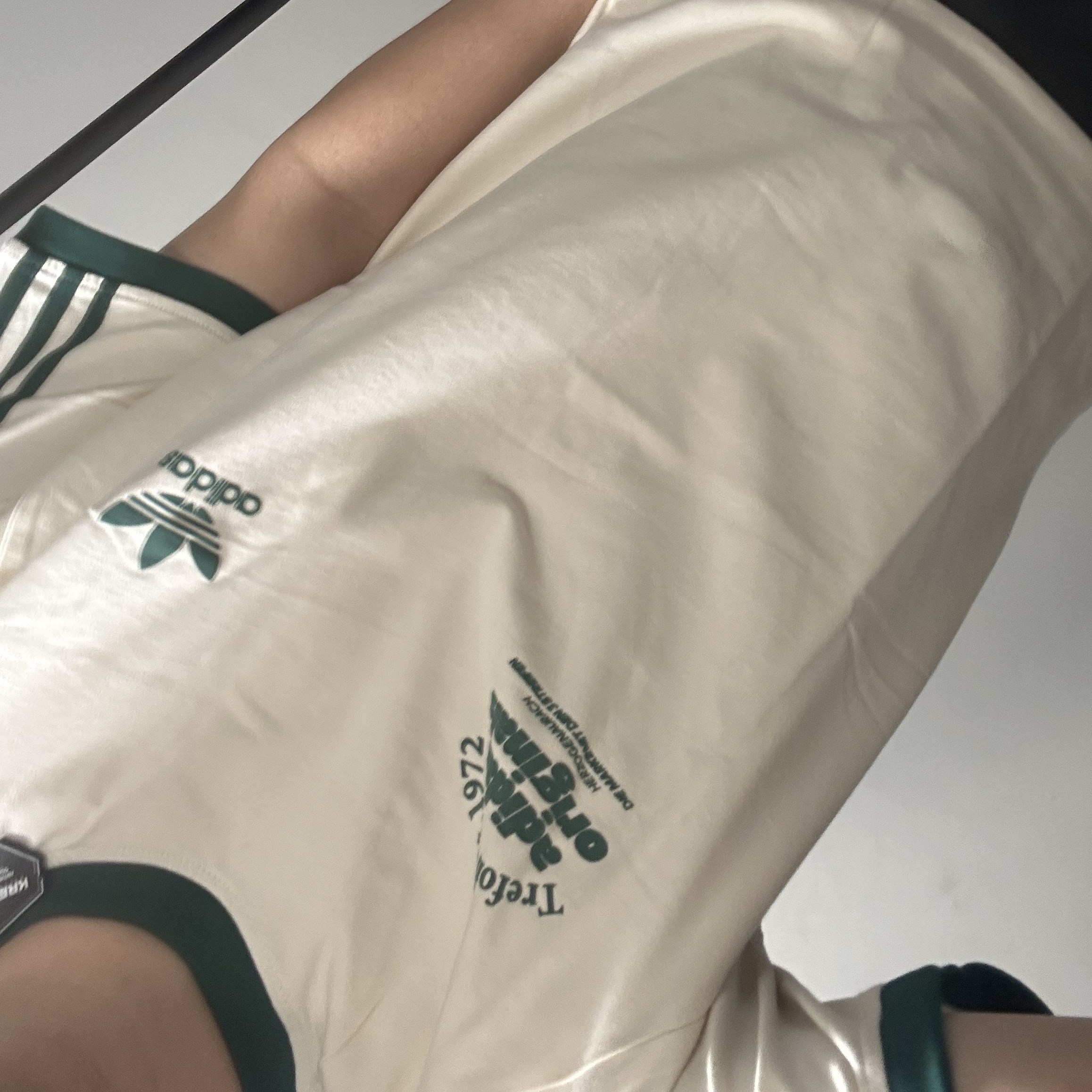 Adidas Sport Graphic Cali T-Shirt Wonder White - KR Sizing 착용 스타일 - 3