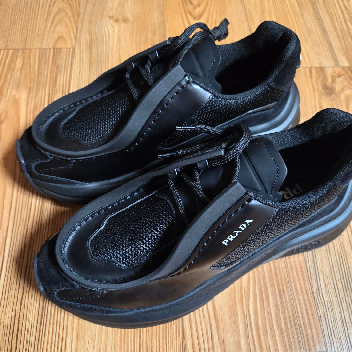 Prada Brushed Leather Sneakers with Bike Fabric and Suede Elements Black 착용 스타일