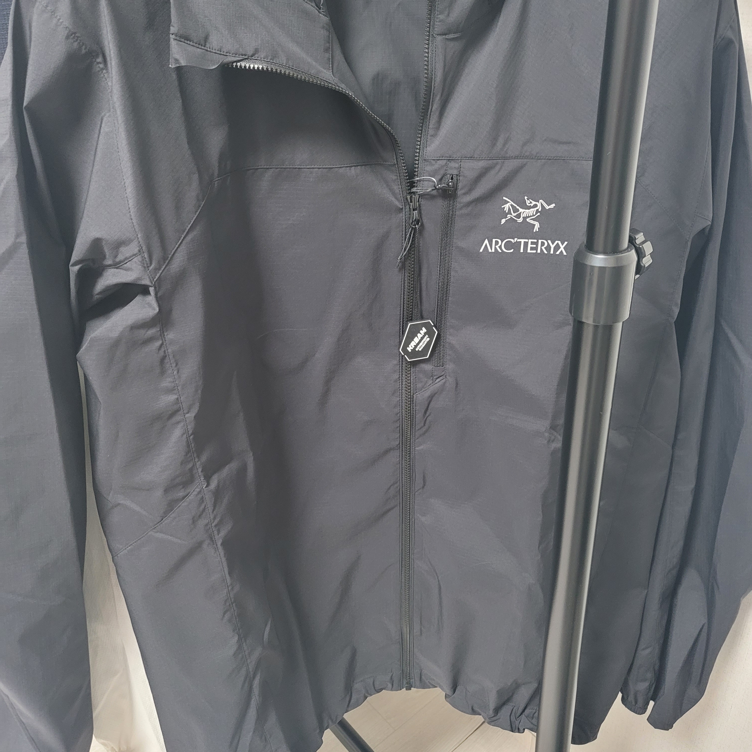 Arc'teryx Squamish Hoody Black 착용 스타일