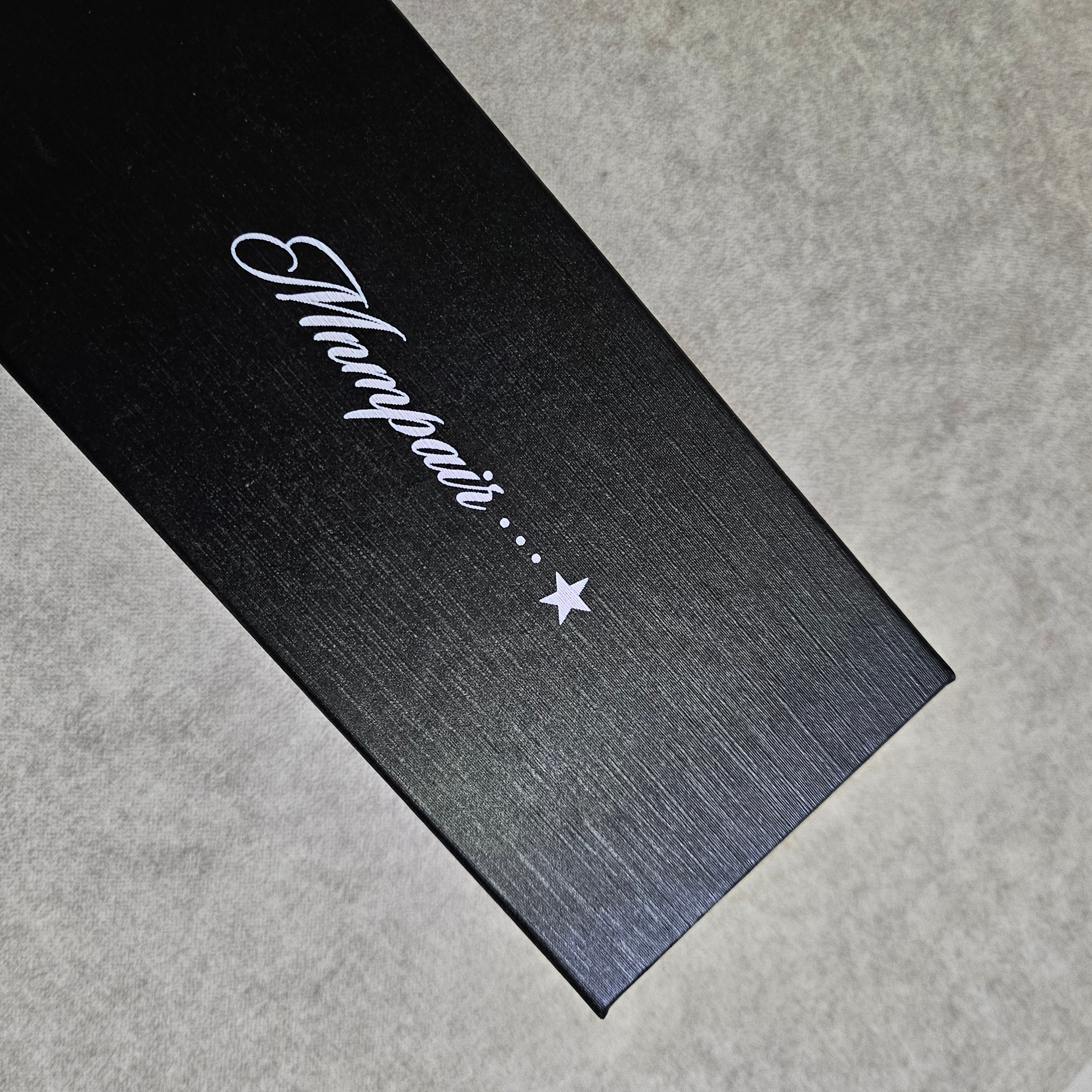 mnmpair Noir Sunglasses Black 착용 스타일