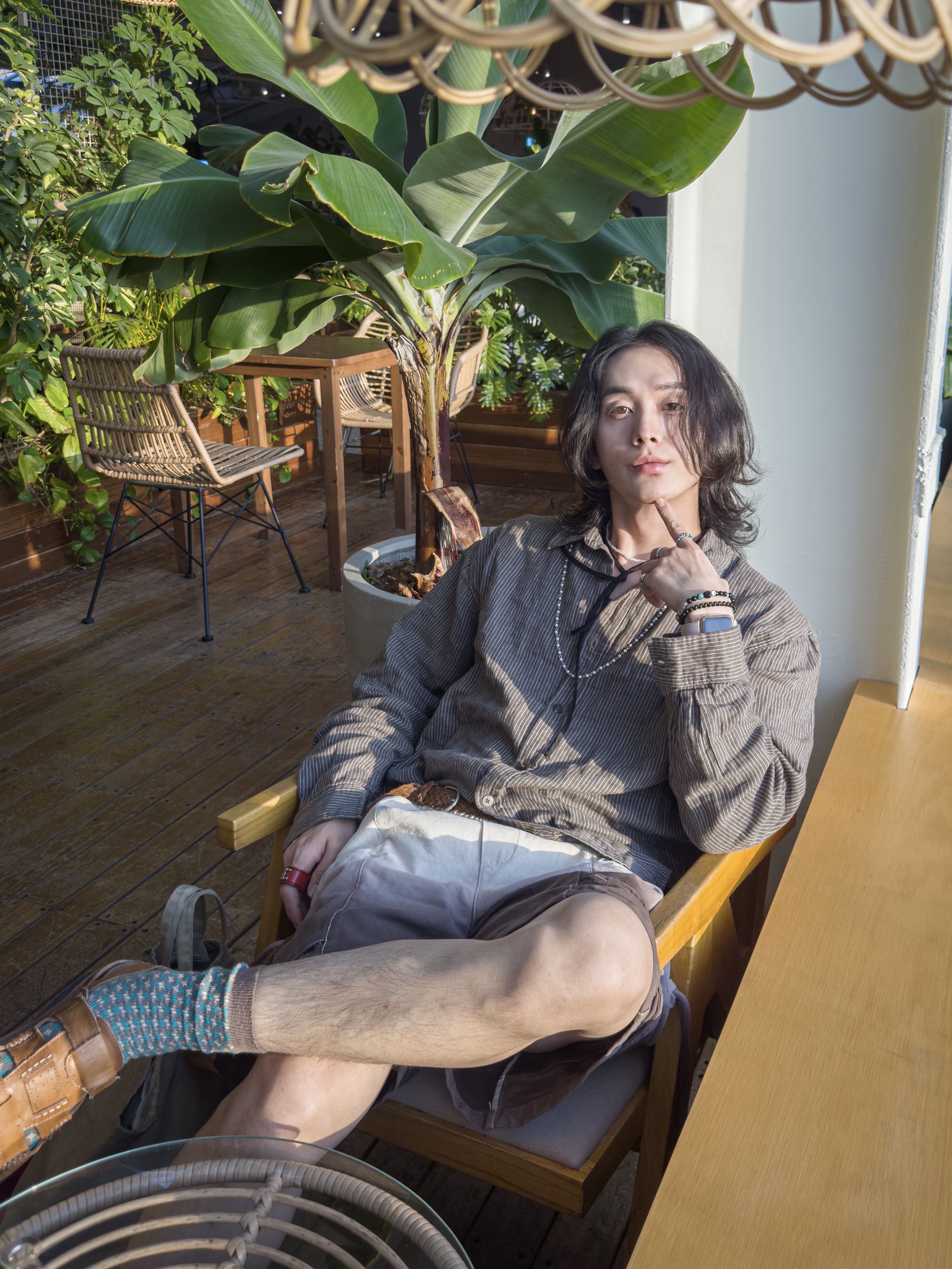 NA A NANA Gauze Stripe Shirt Brown, NA A NANA Gradation String Shorts Ecru 착용 스타일 - 1