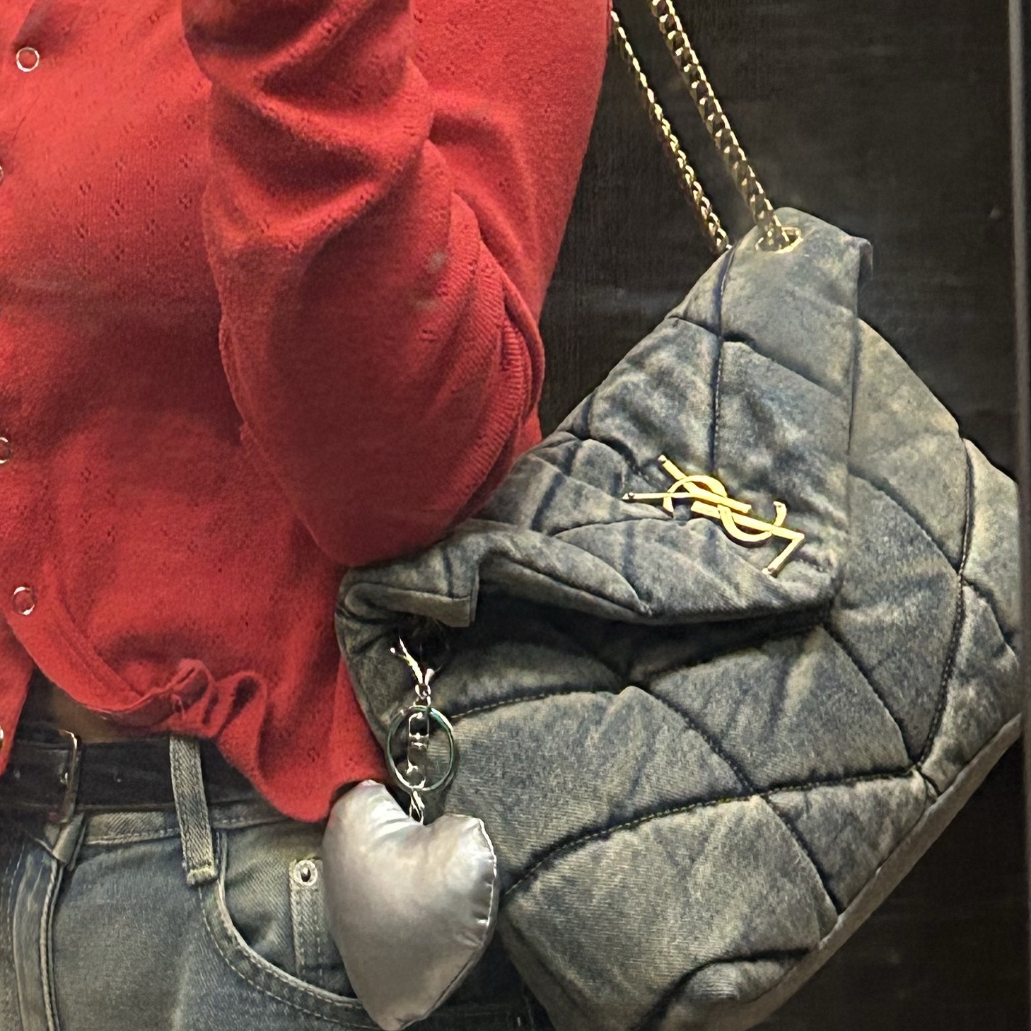 Saint Laurent Puffer Small Chain Bag In Quilted Vintage Denim And Suede Rodeo Blue 착용 스타일