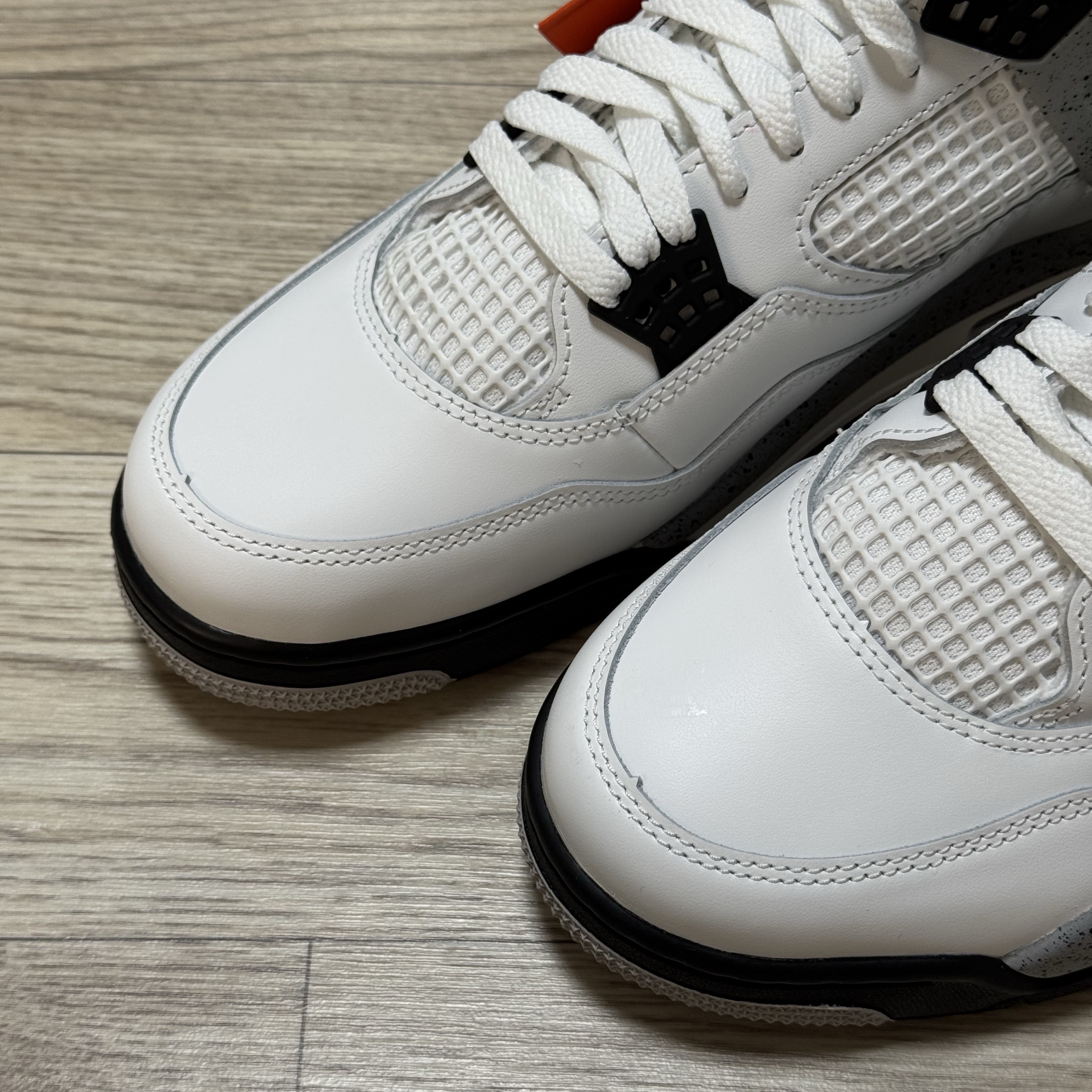 Jordan 4 Retro OG White Cement 2025 착용 스타일