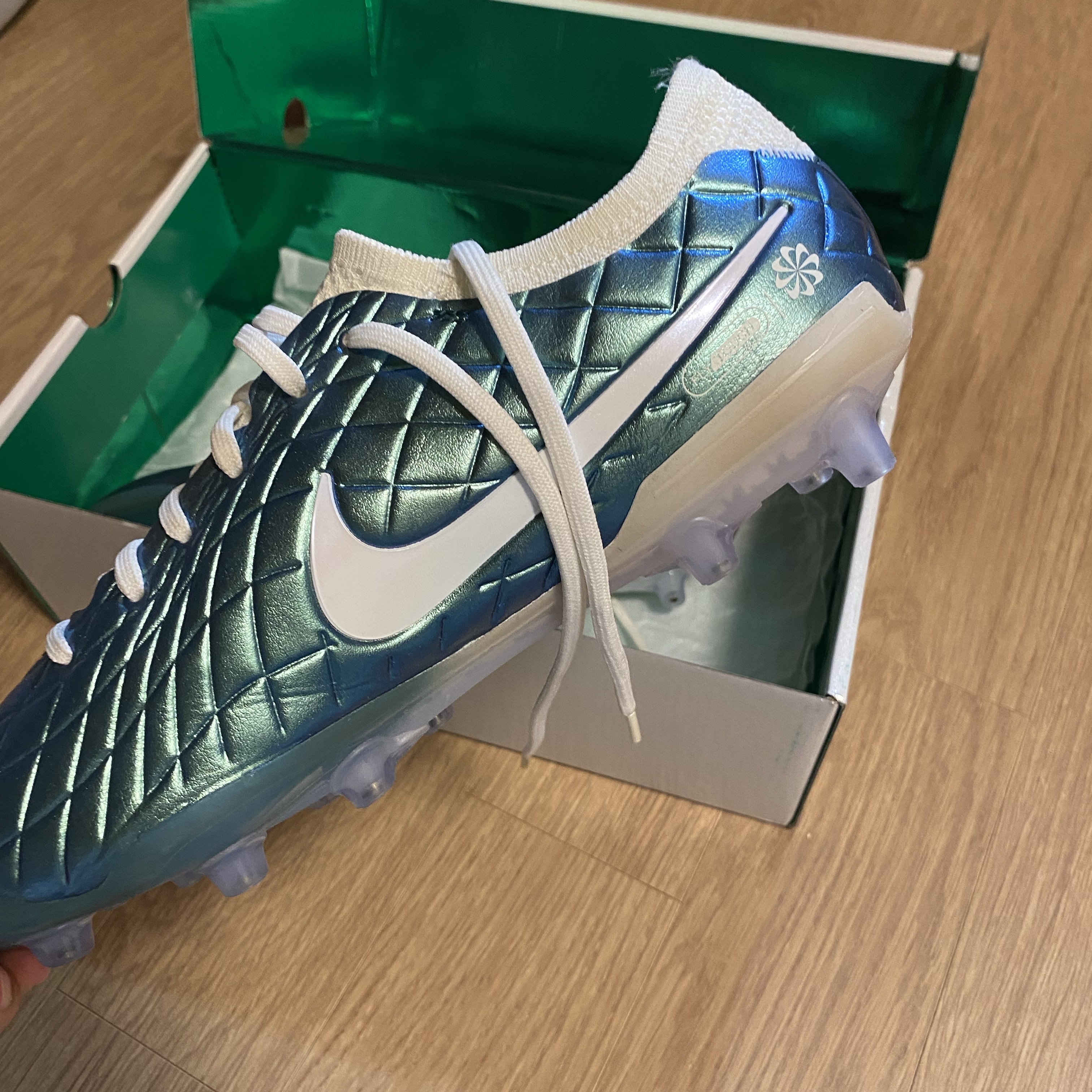 Nike Tiempo Emerald Legend 10 Elite AG Pro Dark Atomic Teal Sail 착용 스타일 - 5