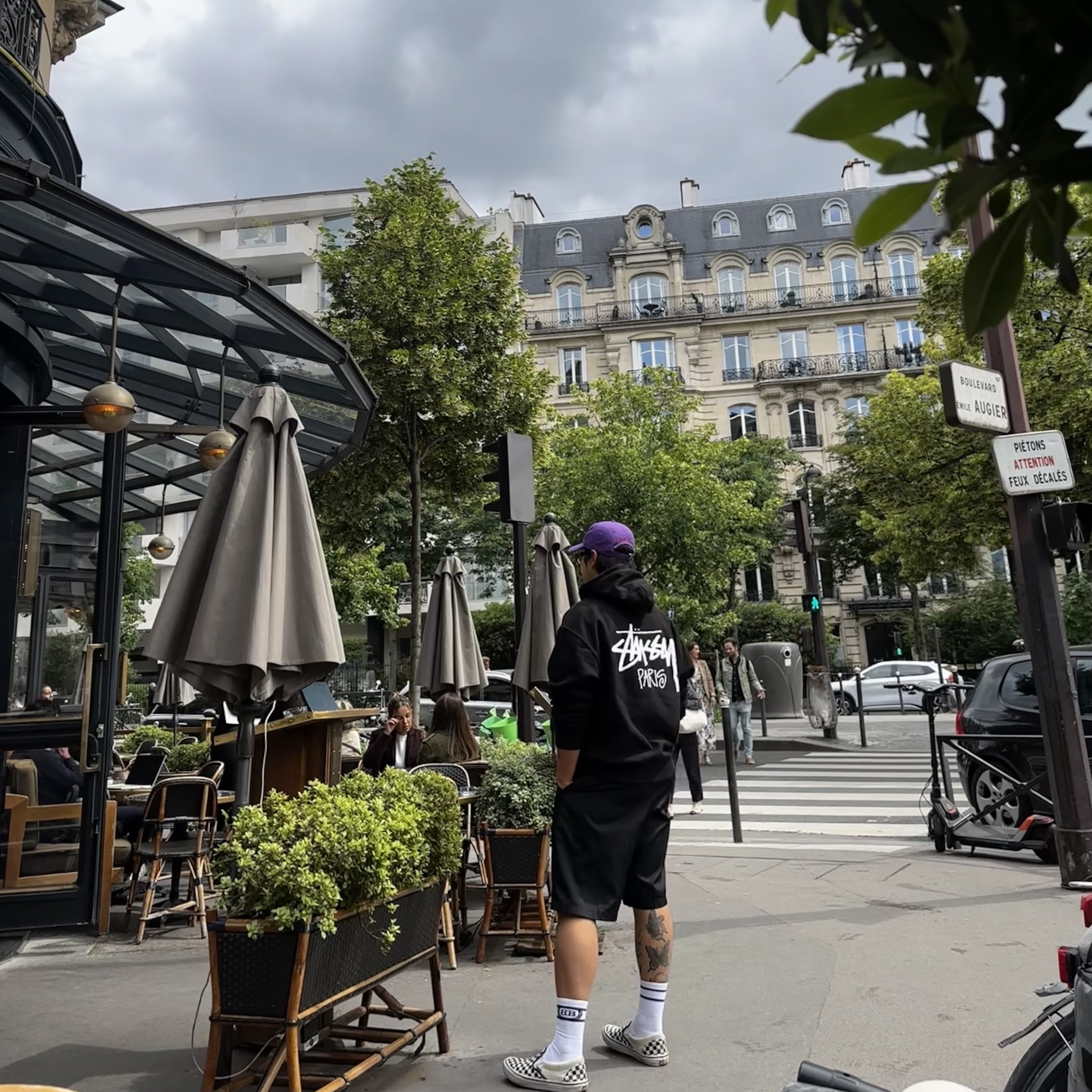 Prada Re-Nylon Bermuda Shorts Black, Stussy Stock Paris Zip Hoodie Black 착용 스타일 - 3