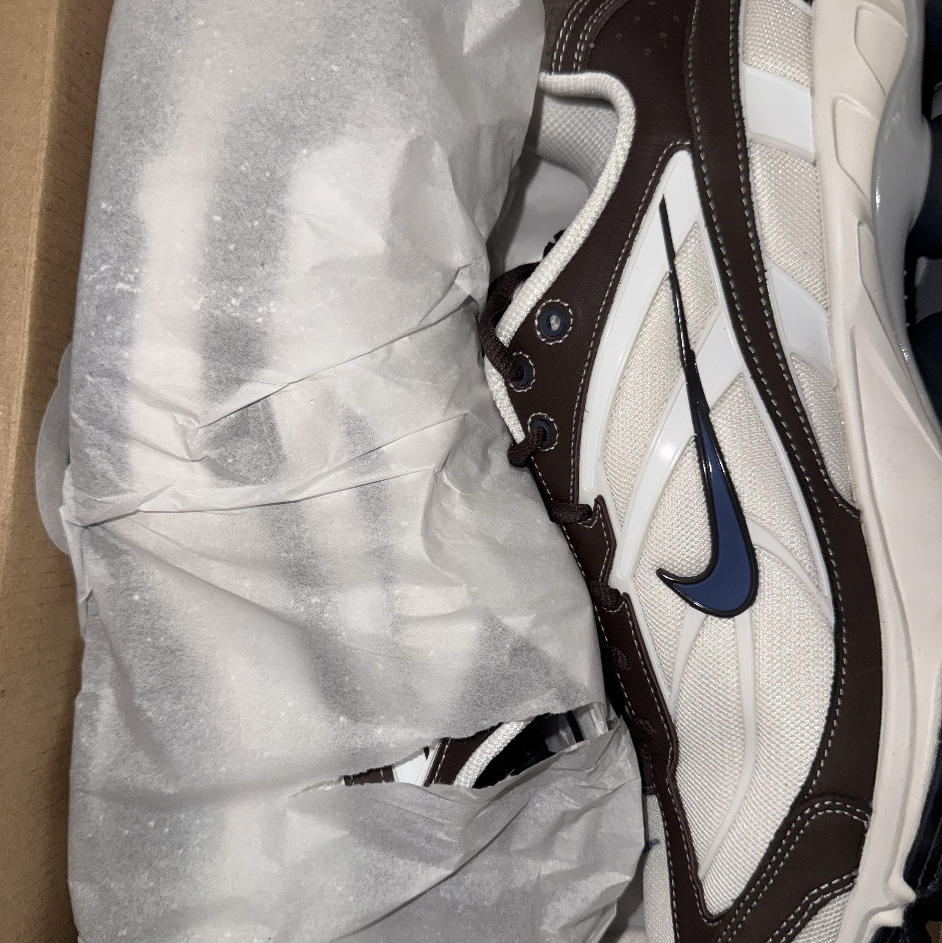 Nike Shox Ride 2 Baroque Brown Diffused Blue 착용 스타일