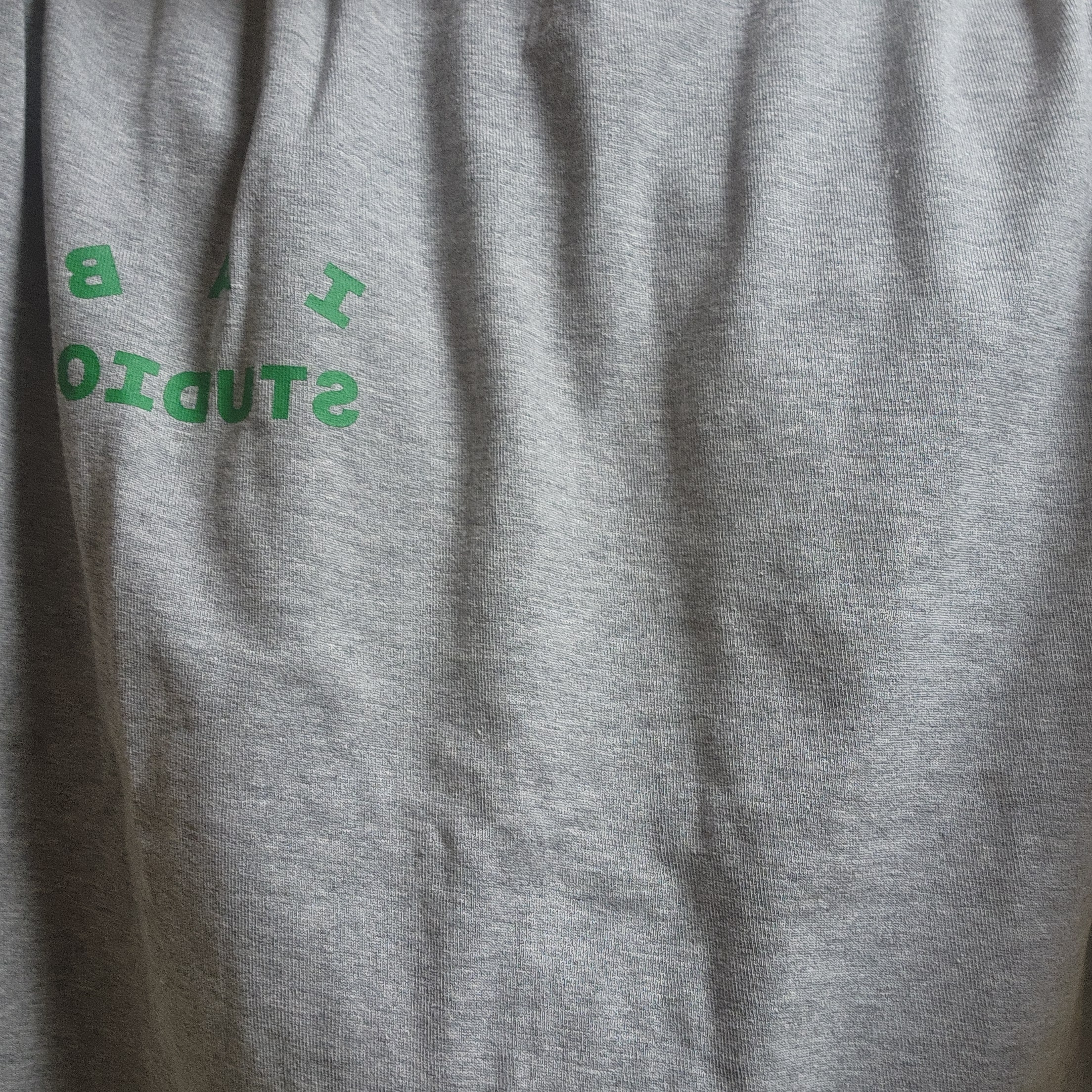 IAB Studio T-Shirt Gray Green - 22FW 착용 스타일 - 2