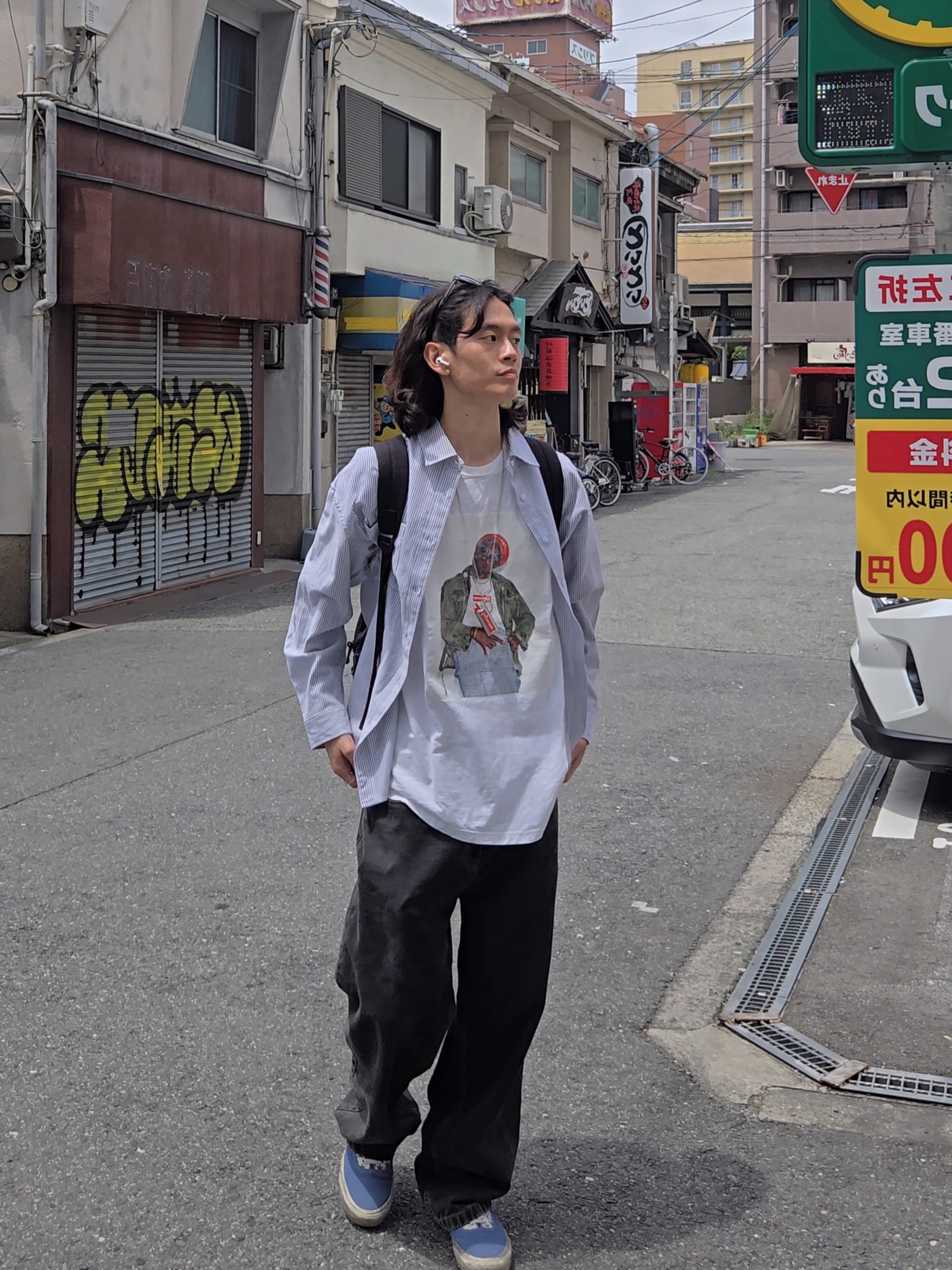 Supreme Andre 3000 T-Shirt White - 22FW, Vans Vault x Bianca Chandon Authentic LX Stressed Navy White 착용 스타일