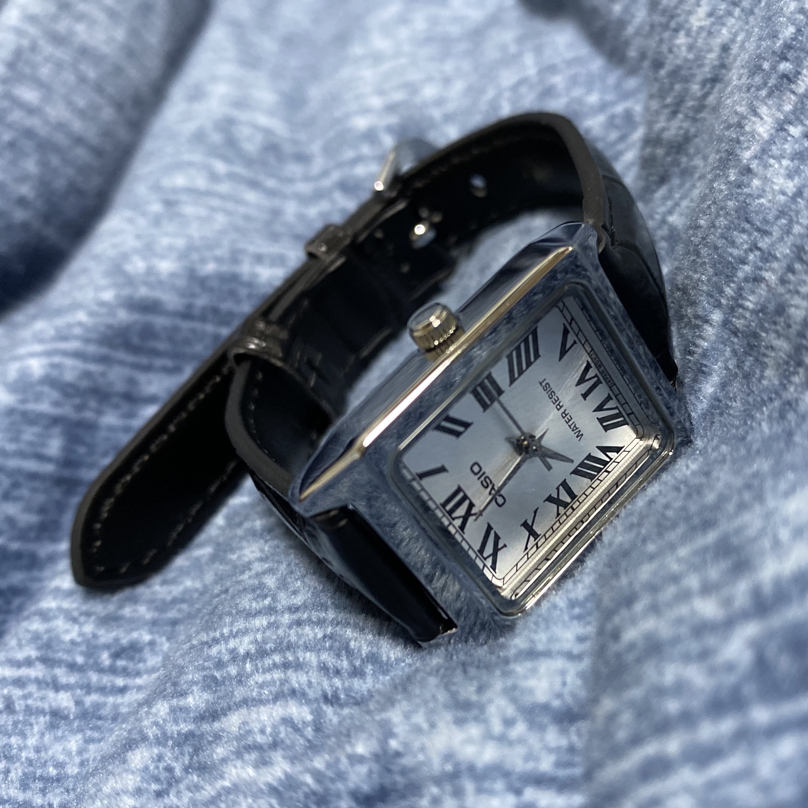 Casio LTP-V007L-7B1 착용 스타일 - 1