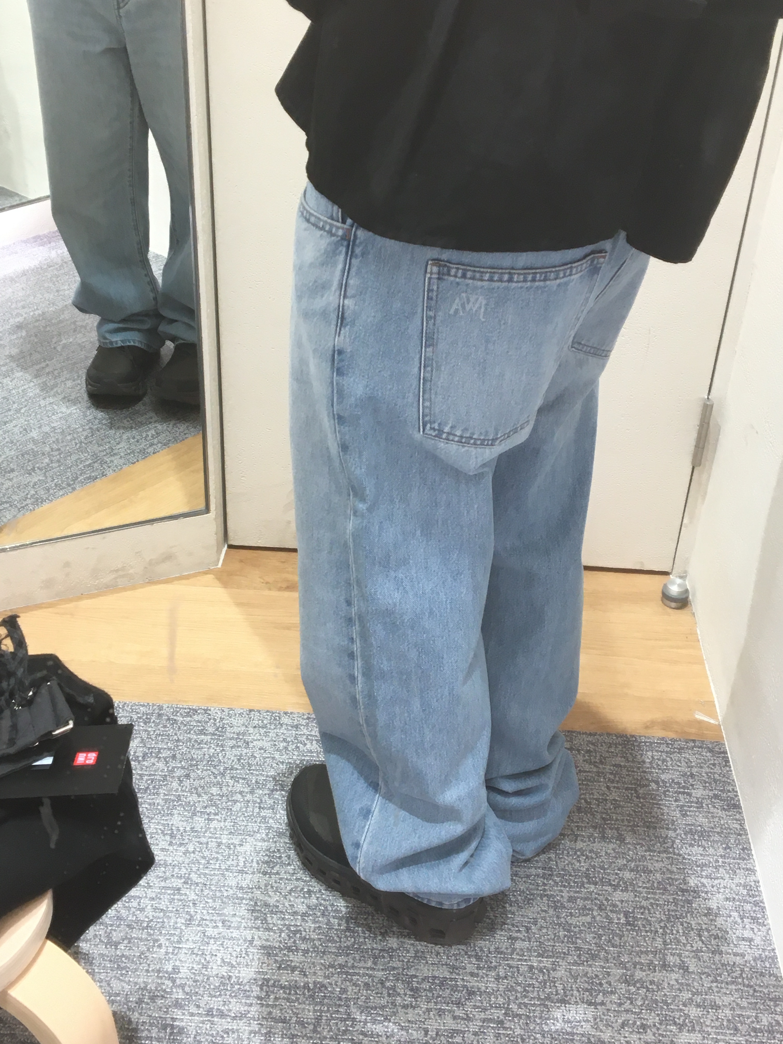 (W) Uniqlo x JW Anderson Straight Jeans Blue - JP, Uniqlo x JW Anderson Straight Jean Blue - KR 착용 스타일