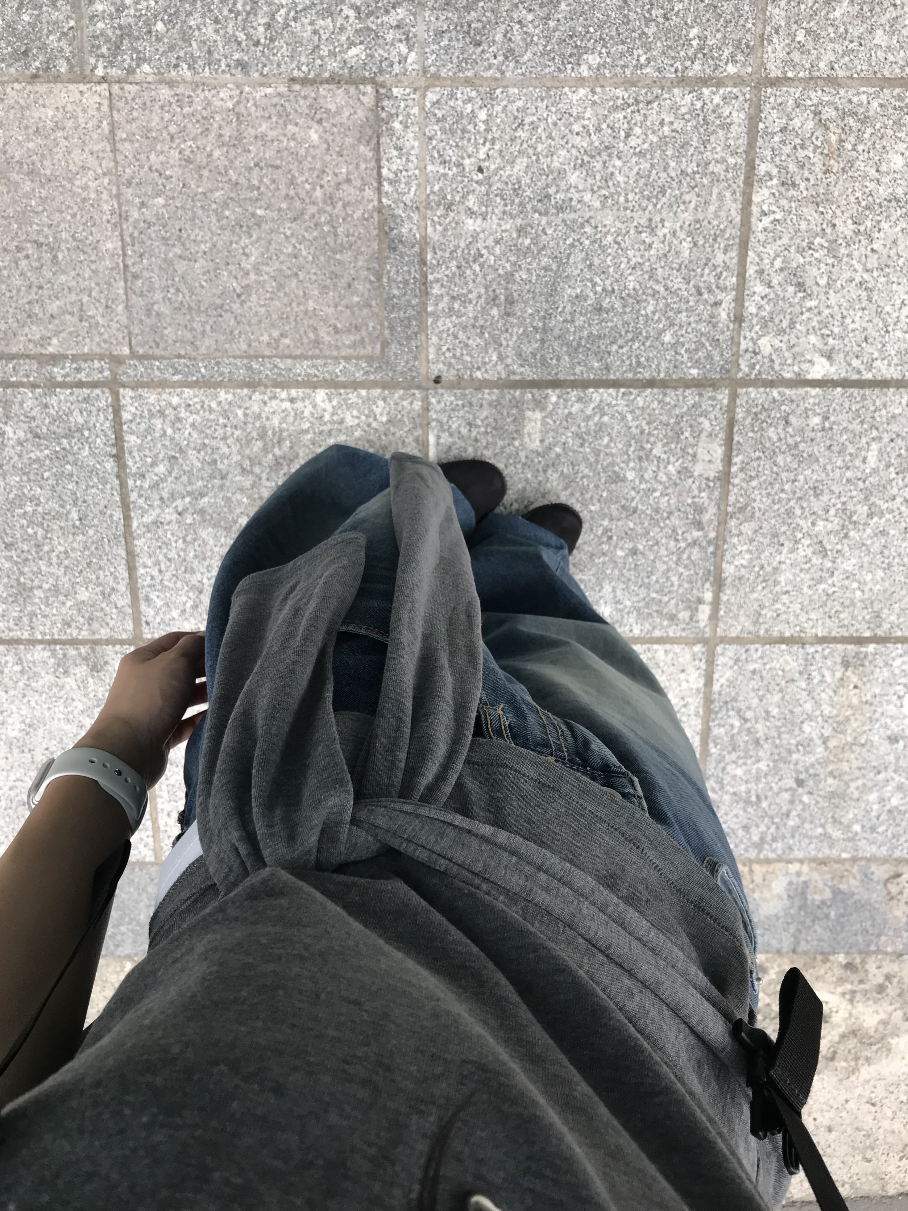 (W) Puma Bella V Blush Black Smokey Gray 착용 스타일 - 1