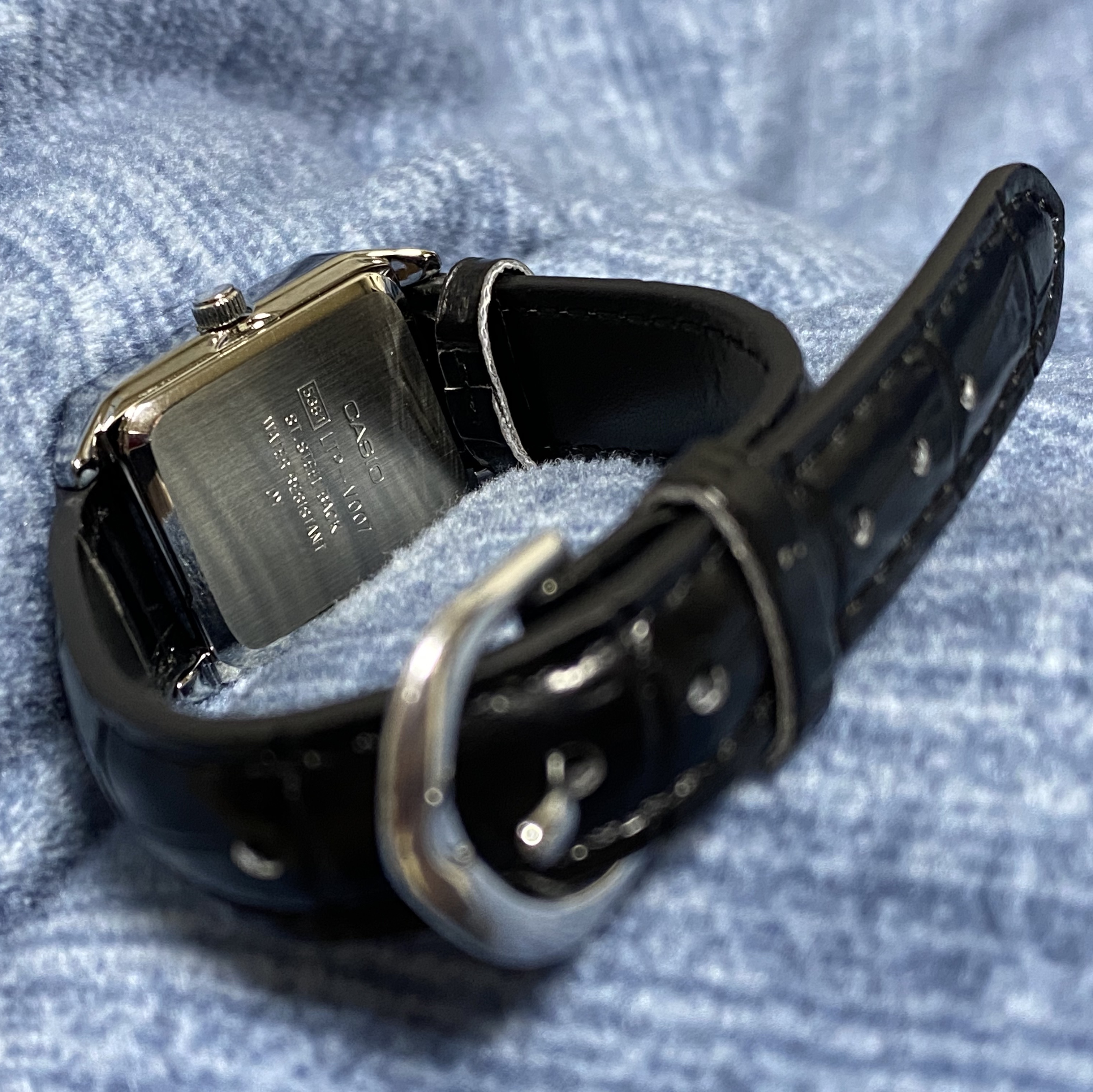 Casio LTP-V007L-7B1 착용 스타일 - 2