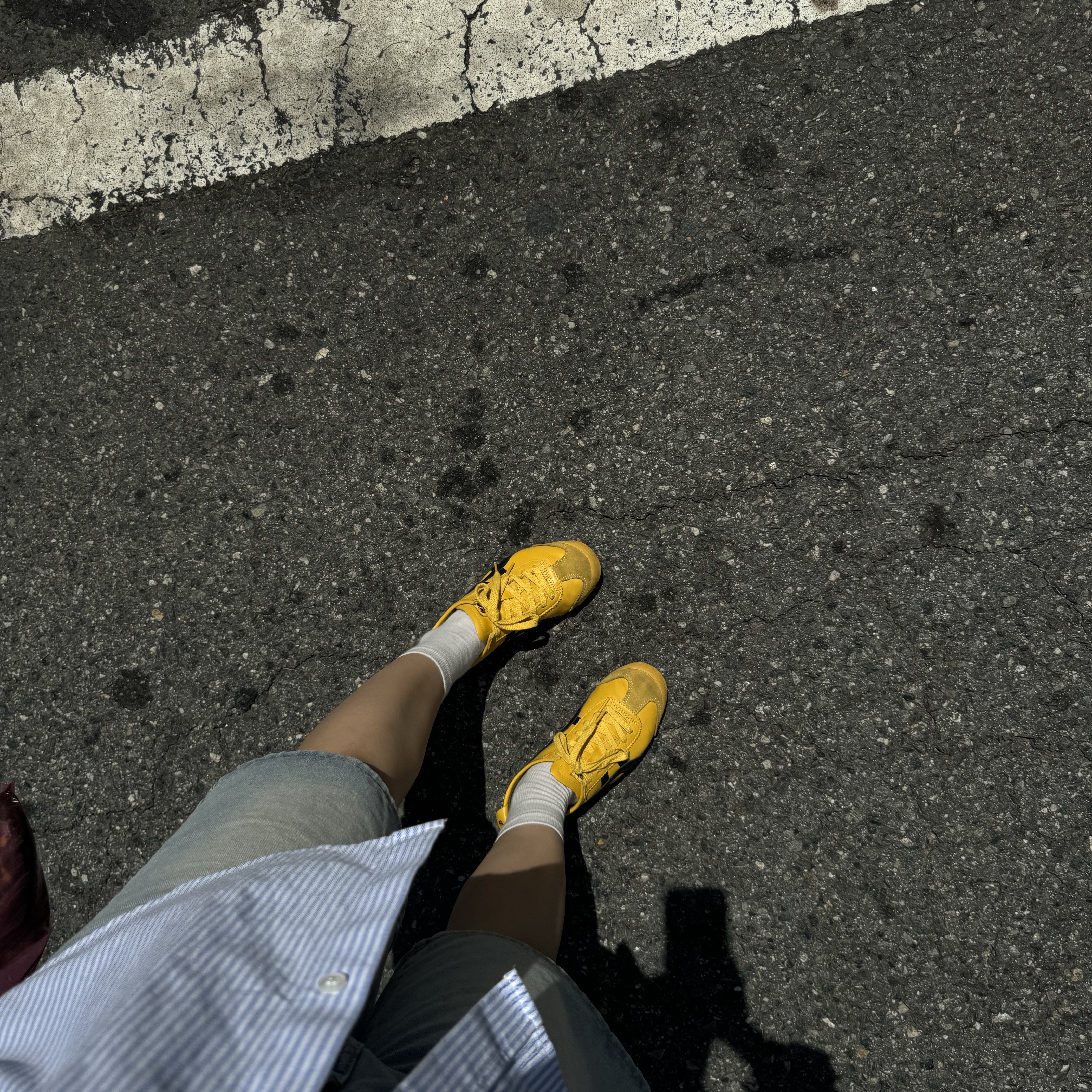 Onitsuka Tiger Mexico 66 Yellow Black 착용 스타일