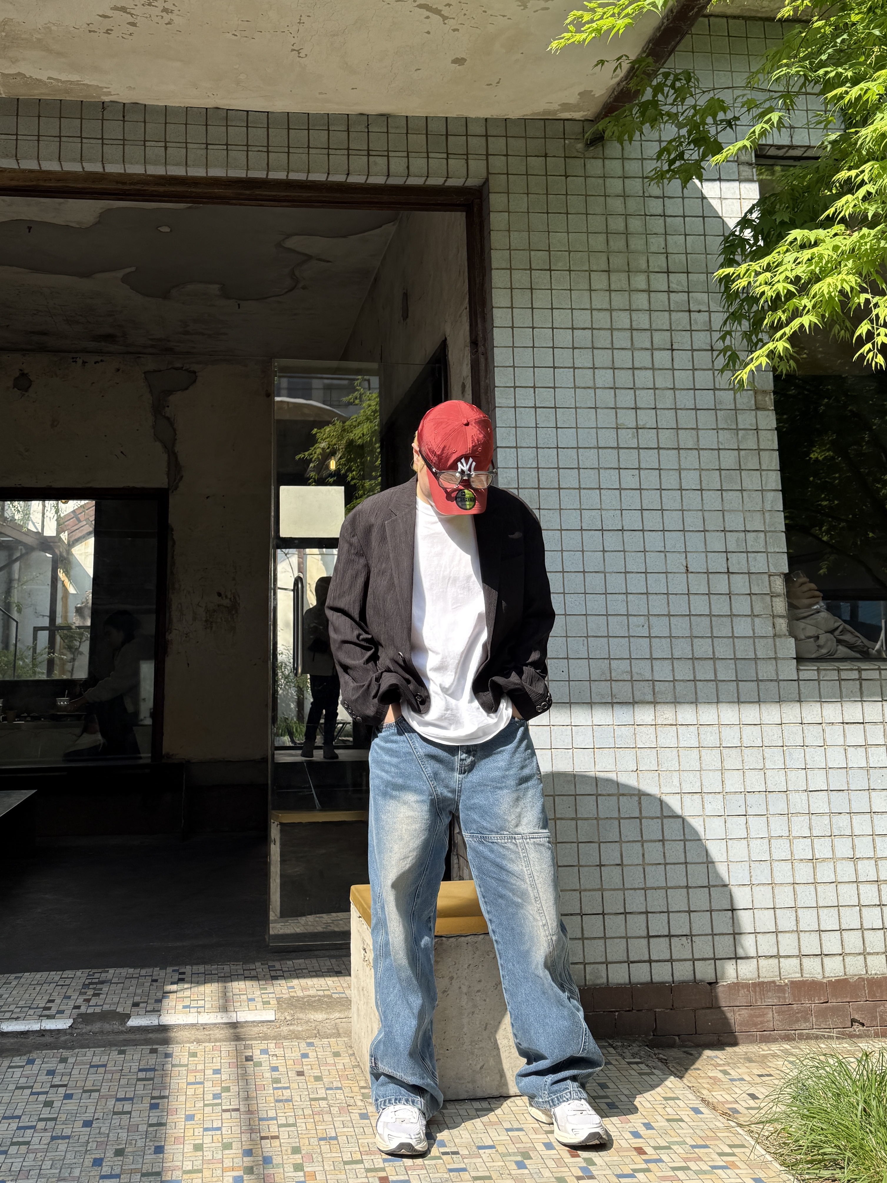 Gentle Monster Ojo GC9 Translucent Grey, Stussy Basic Stussy T-Shirt White 2022 착용 스타일 - 2
