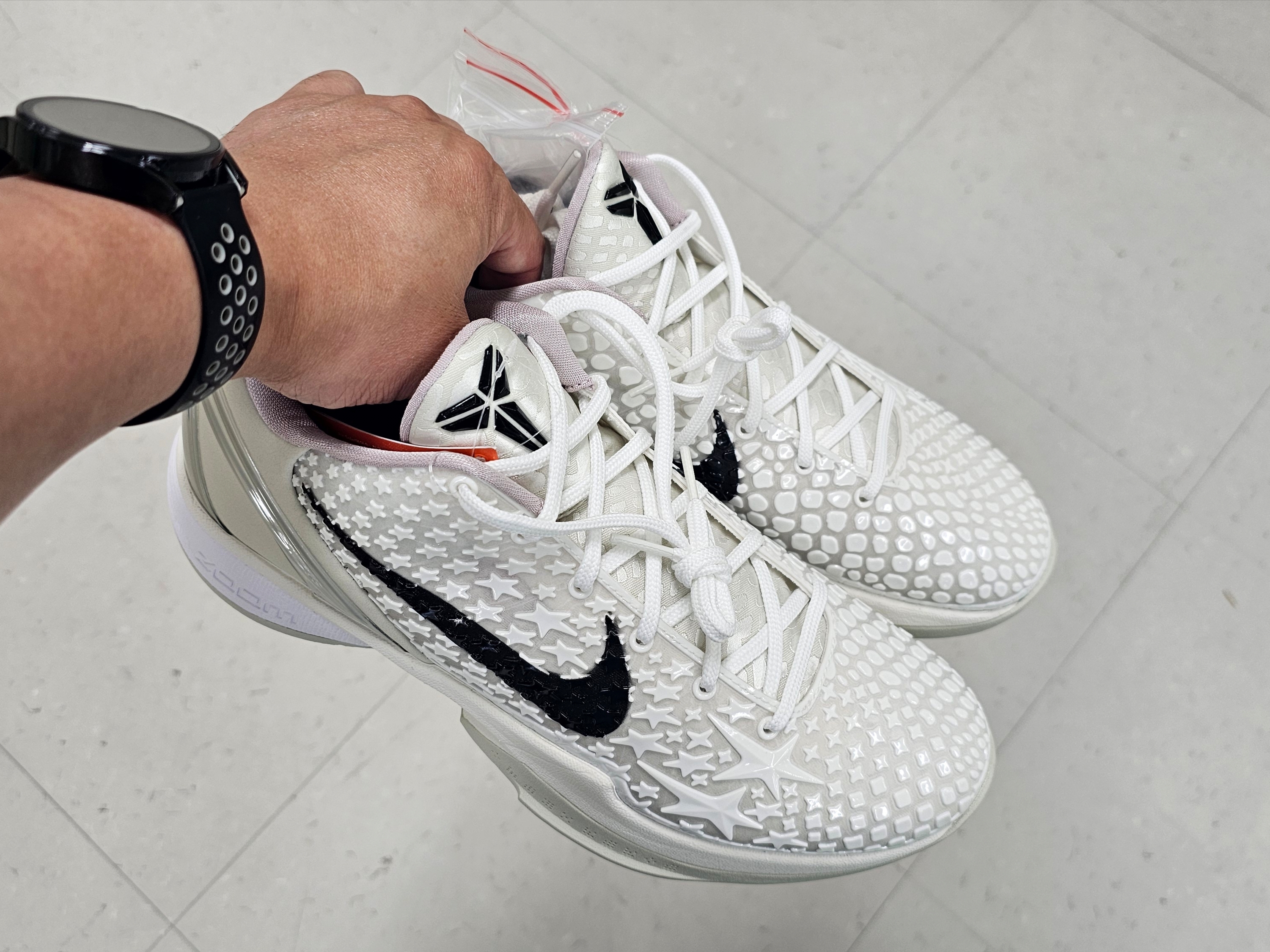 Nike Kobe 6 Protro Sail 착용 스타일