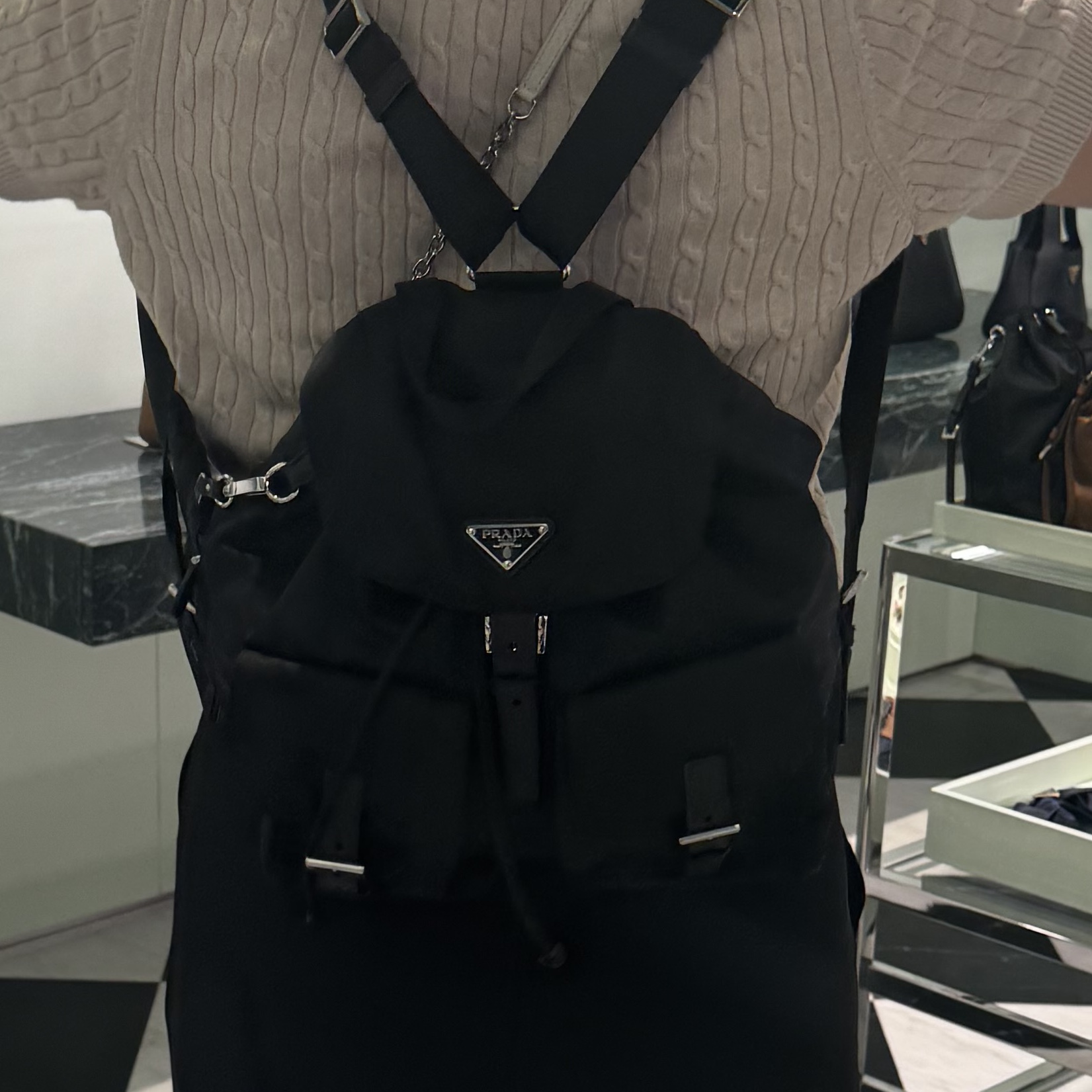 Prada Re-Nylon Medium Backpack Black 착용 스타일