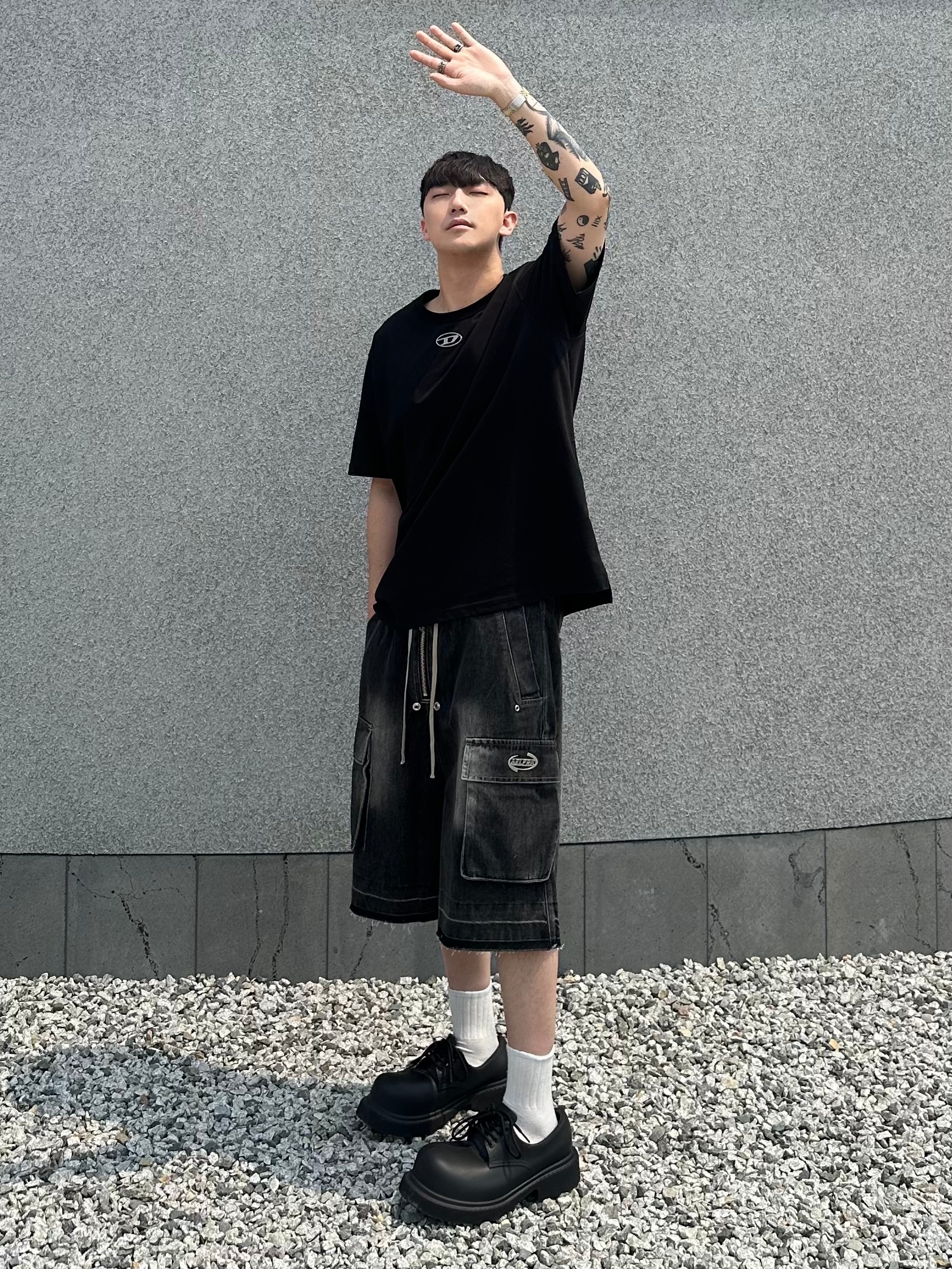 Balenciaga Steroid Derby Black 착용 스타일 - 1