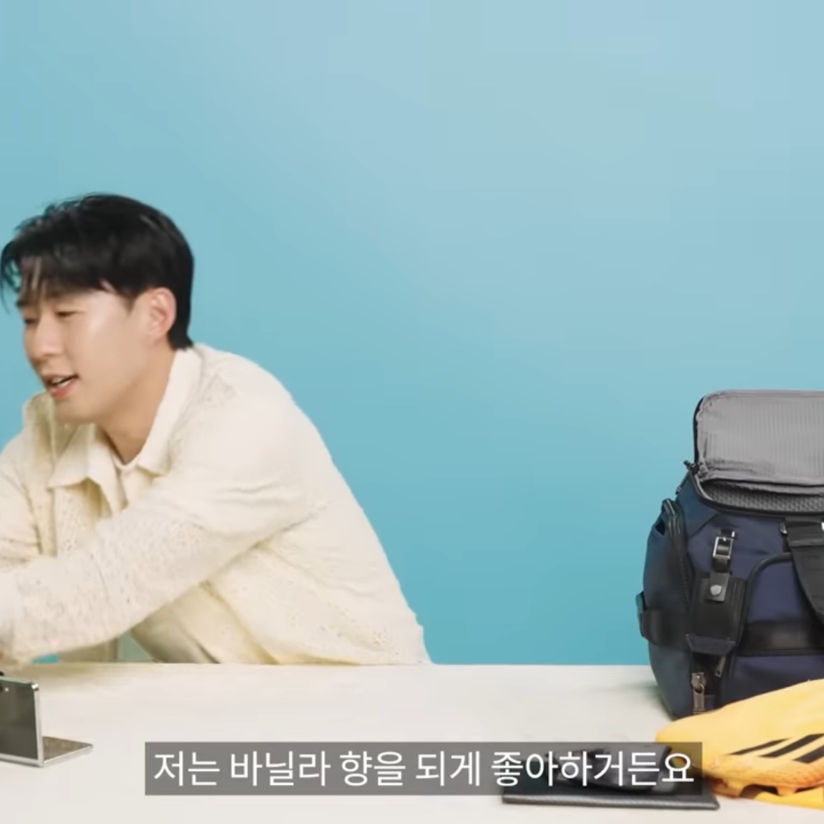 Tom Ford Vanille Fatale Eau De Parfum 50ml, Tom Ford Vanille Fatale Eau De Parfum 50ml Renewal Ver. 착용 스타일 - 1