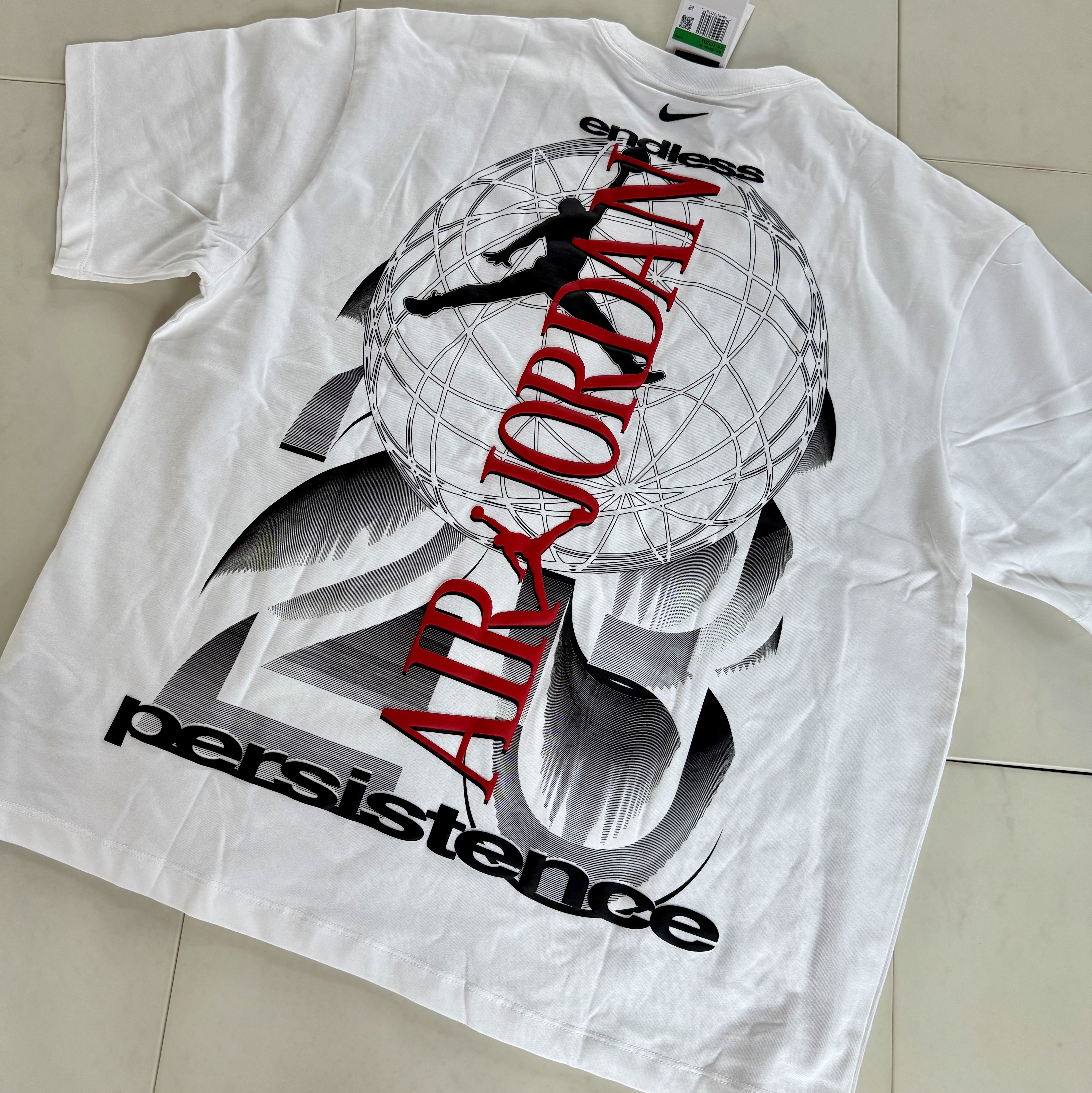 Jordan Seoul T-Shirt White Varsity Red (IB9106-100) 착용 스타일