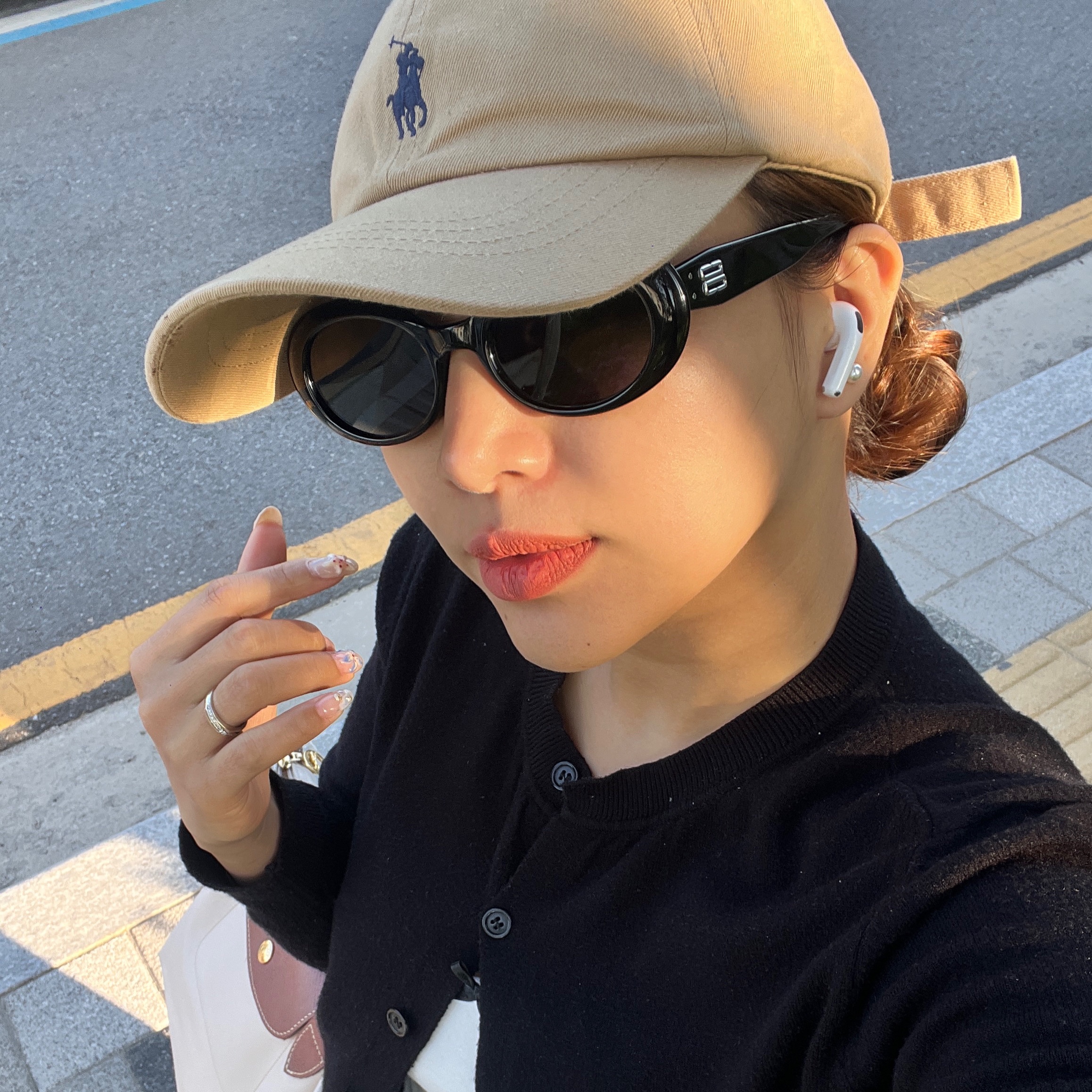 [20% 적립] Polo Ralph Lauren Cotton Chino Baseball Cap Nubuck Relay Blue - 25SS, Gentle Monster La Mode 01 Black 착용 스타일