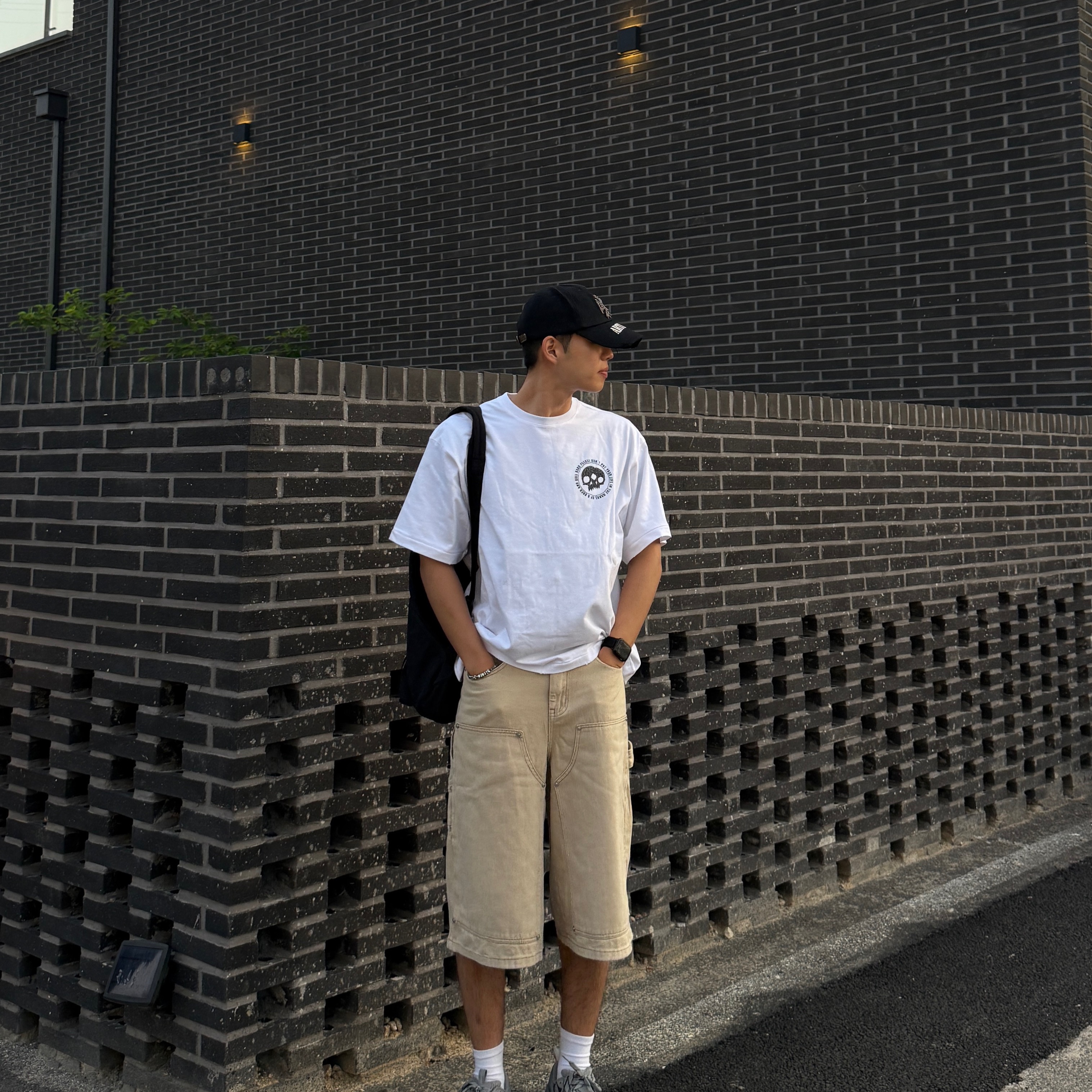 ETCE Cross Destroyed Cap Black, ETCE Twin T-Shirt White 착용 스타일 - 1