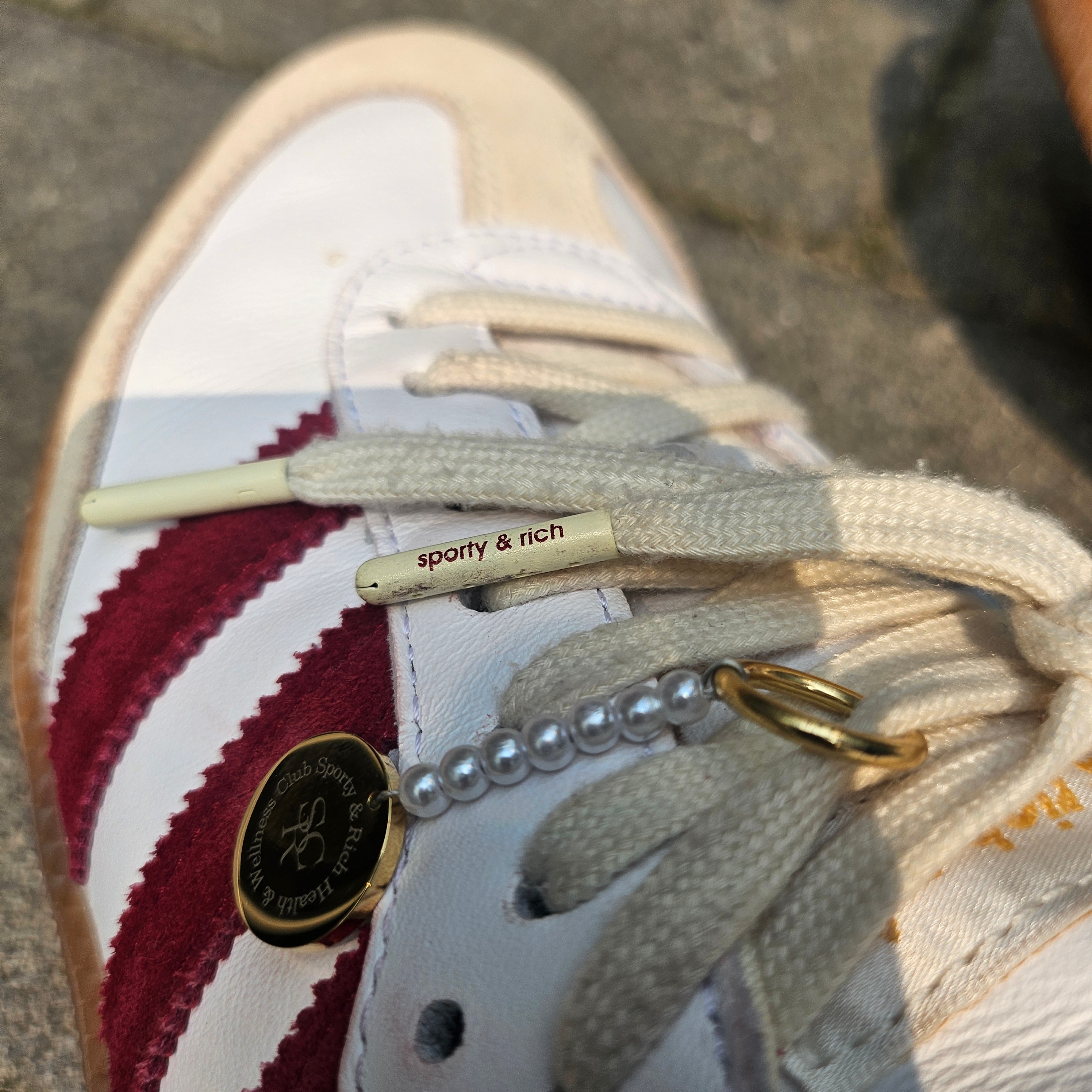 Adidas x Sporty & Rich Samba OG Cloud White Collegiate Burgundy, Gucci Ghost Ring Silver 9mm 착용 스타일 - 4