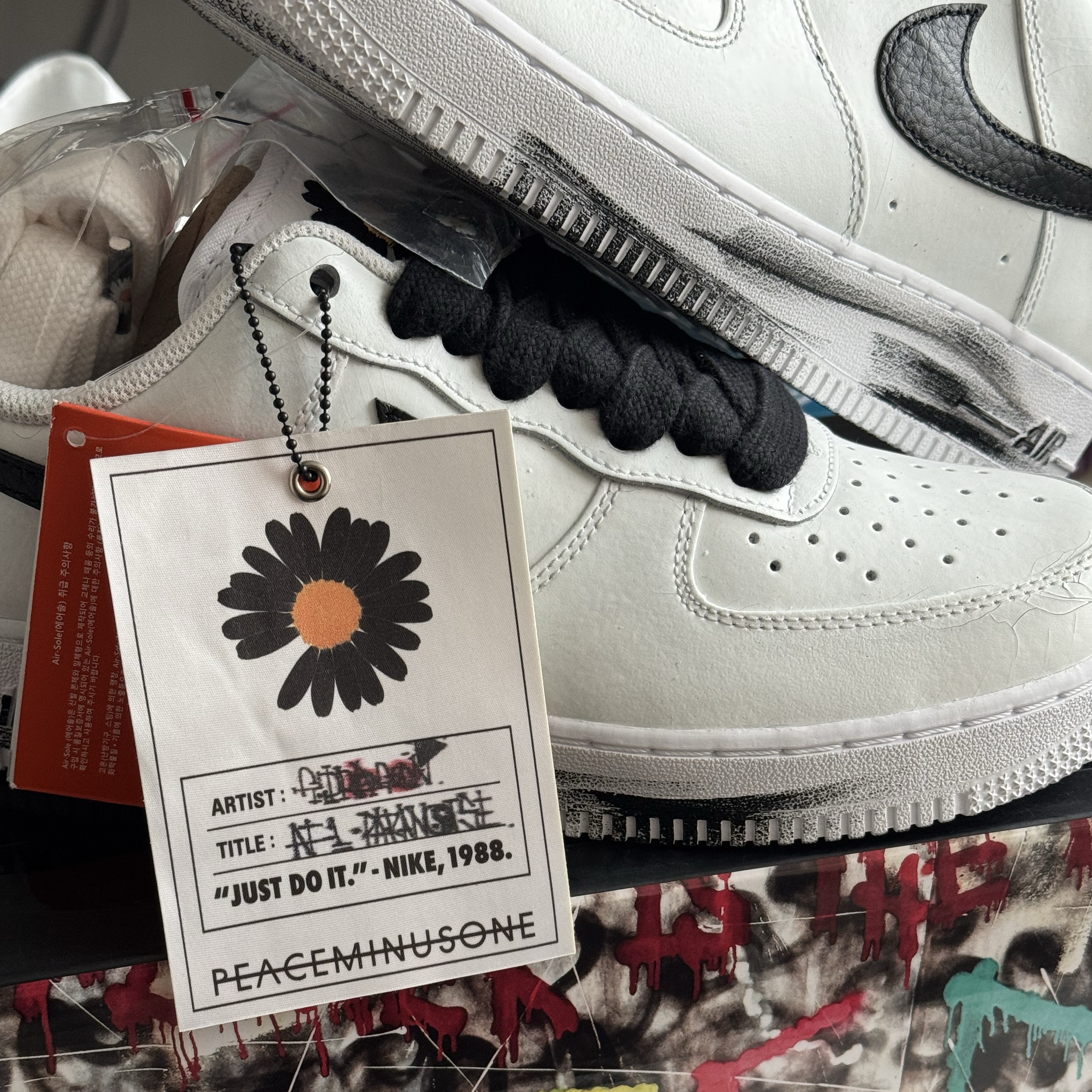 Nike x Peaceminusone Air Force 1 Low Para-Noise 2.0 착용 스타일