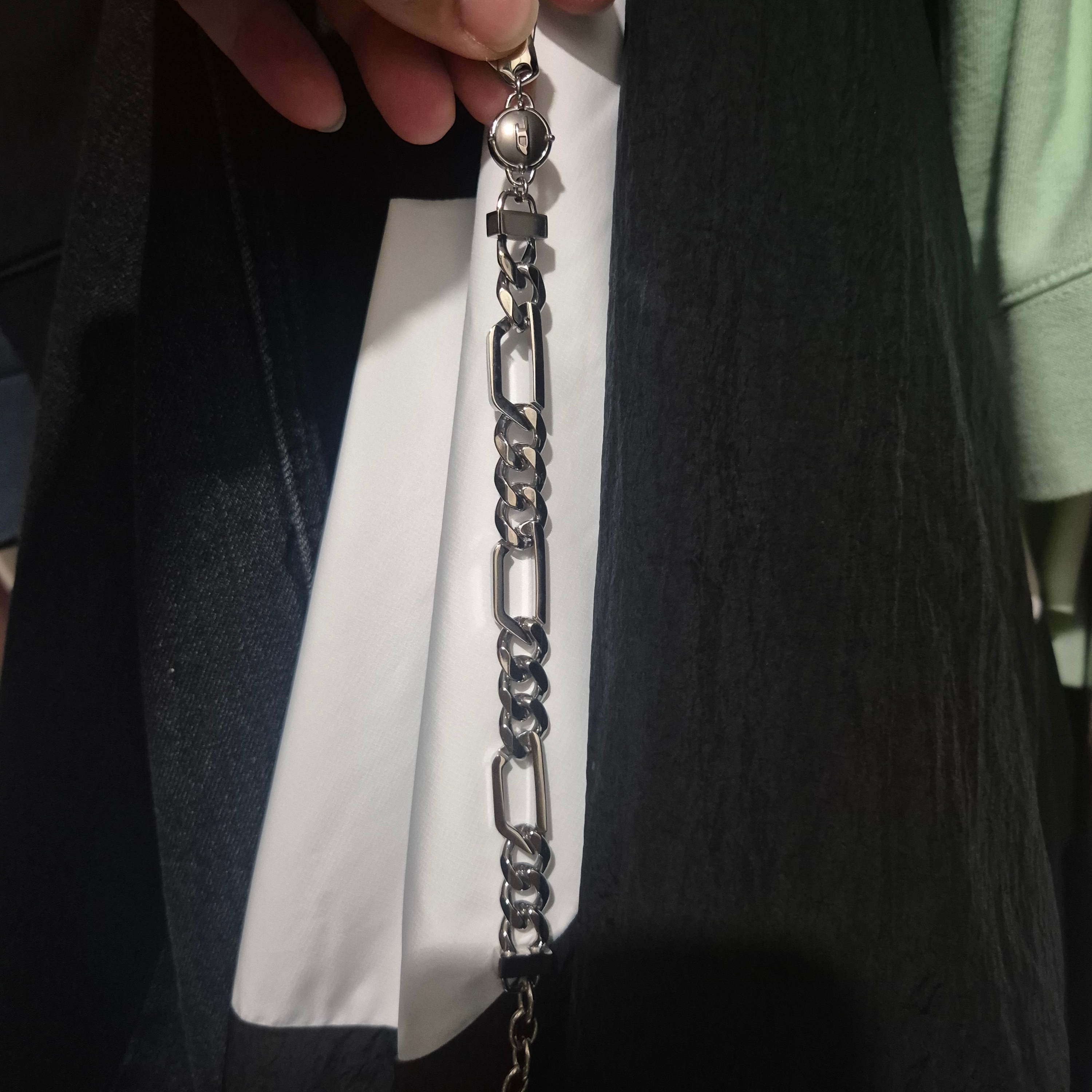 Diesel Dx1351 Stainless Steel Chain Bracelet Silver 착용 스타일