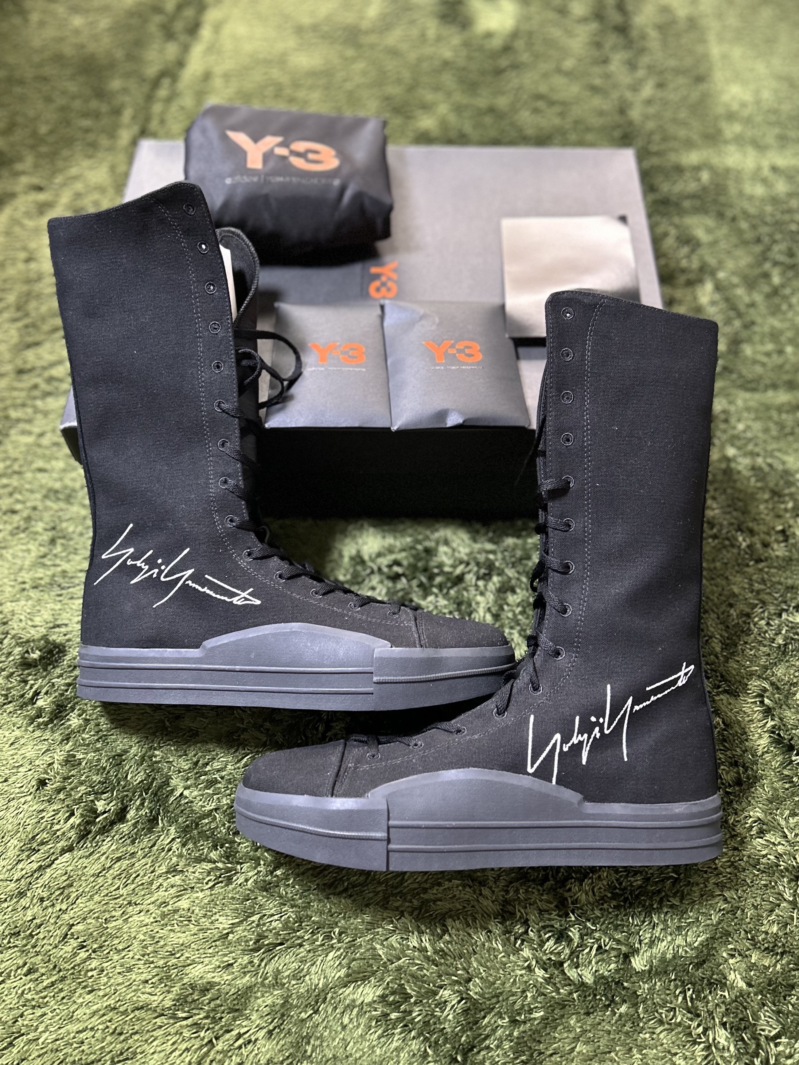 Y-3 Yuben Boot Black 착용 스타일 - 1