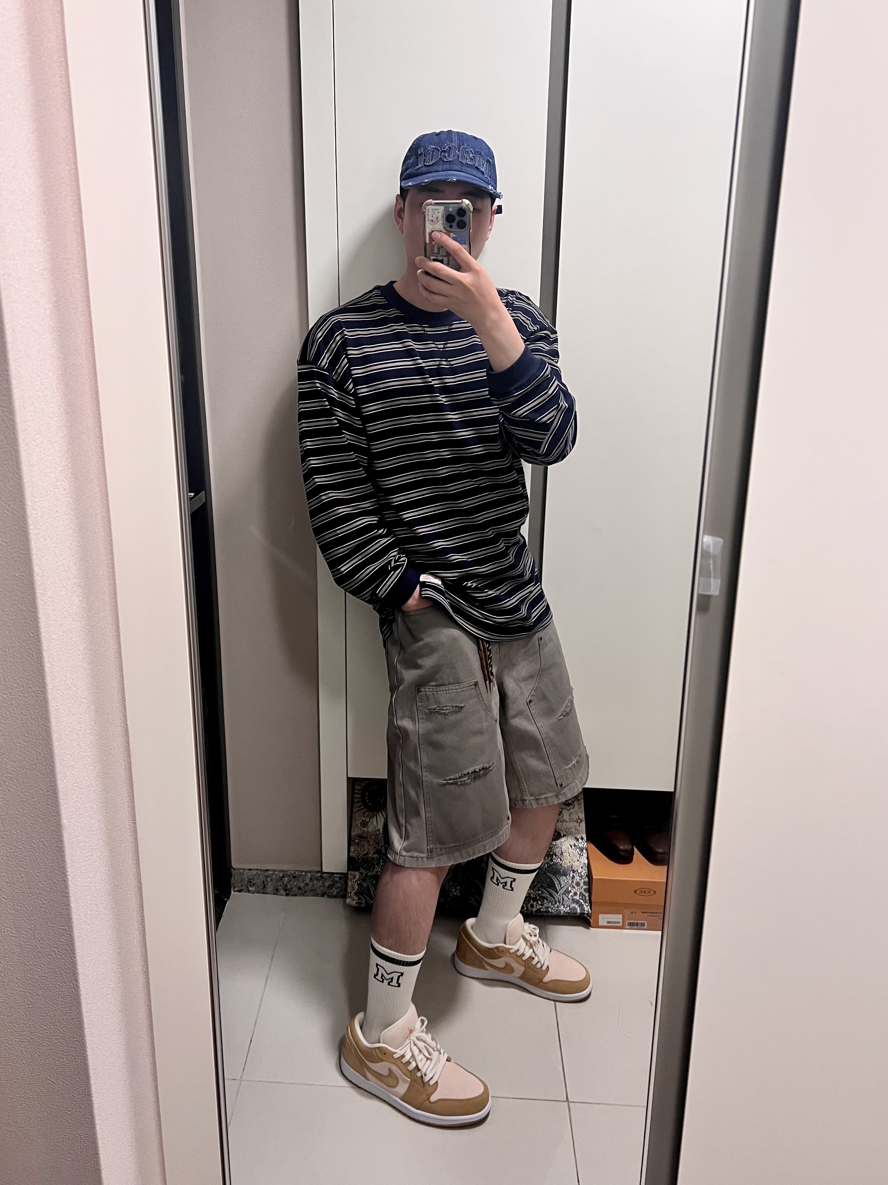 (W) Jordan 1 Low SE Corduroy Tan 착용 스타일